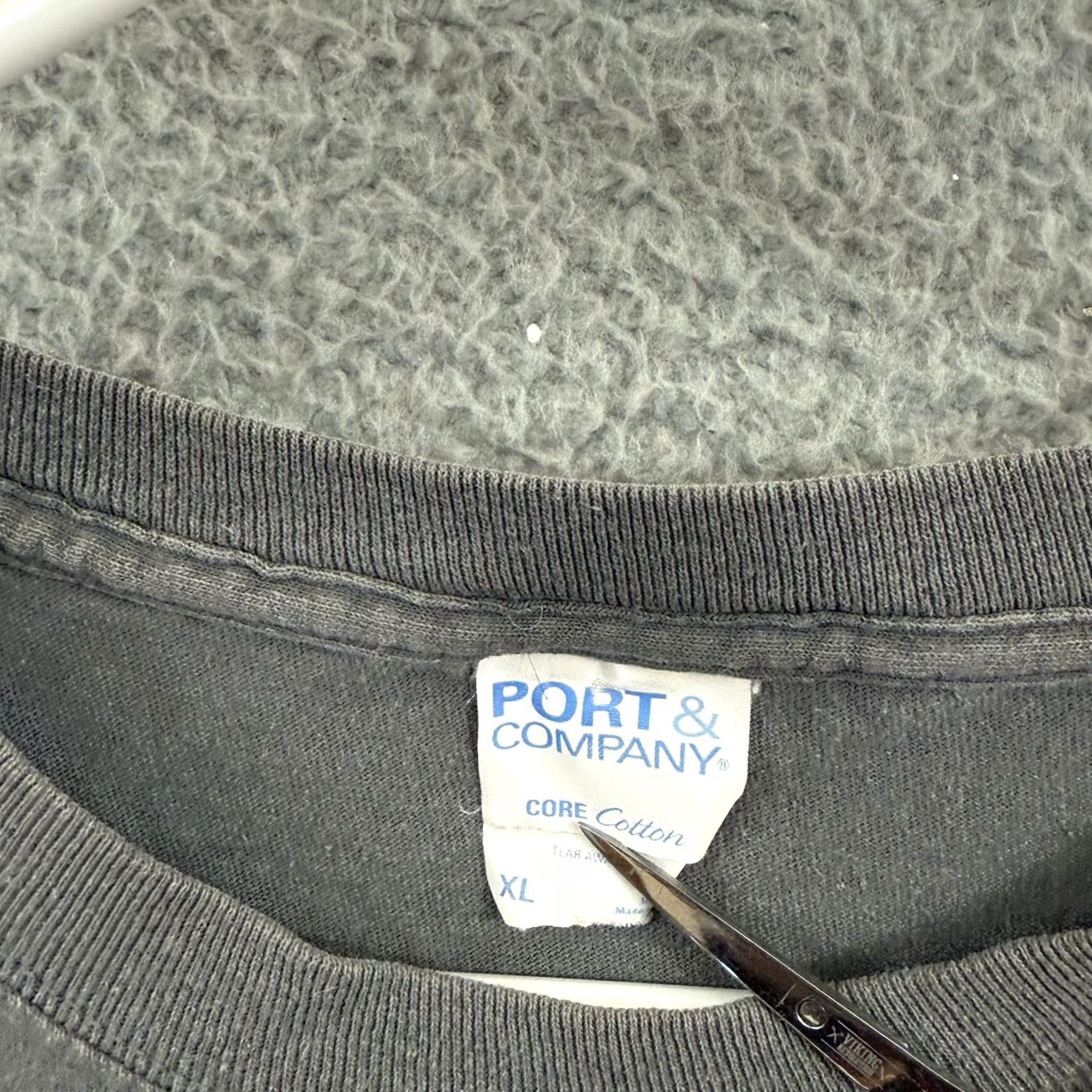 Port & Company VINTAGE Quest Software Shirt Mens XL Gray Computer Technology Short Sleeve Y2K 90s USA American 2000s Millenium Port & Company Logo Graphic T-Shirt Size US XL / EU 56 / 4 - 6 Thumbnail