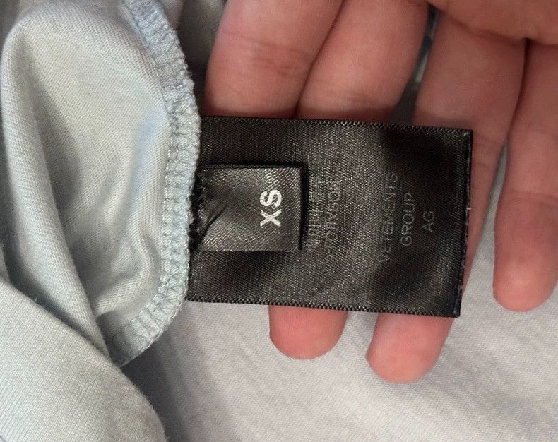 Vetements Vetements Want to date me short sleeves 2506-Nextarrow Size US XS / EU 42 / 0 - 5 Thumbnail