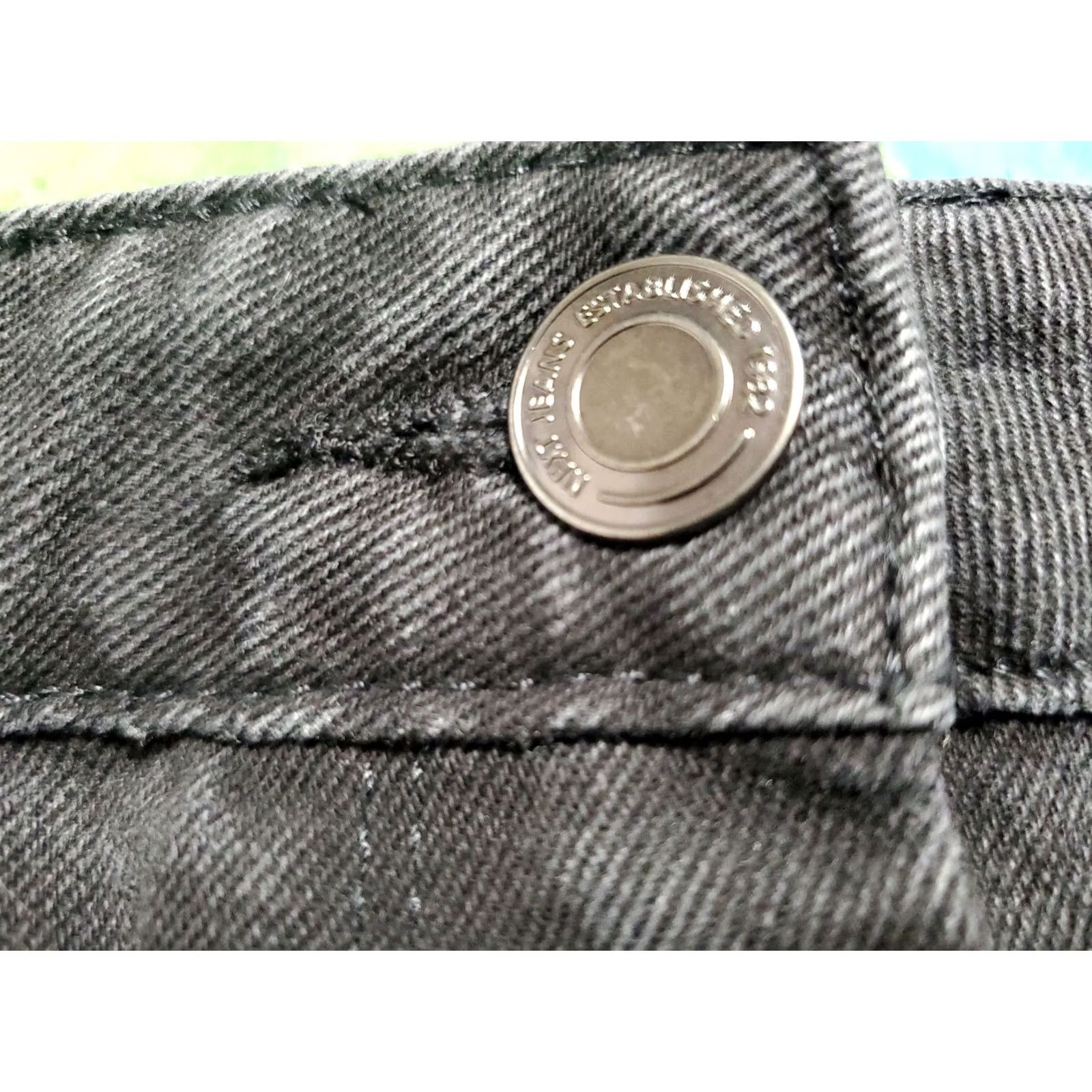 NEXT NEXT Women's Black Raw Hem Embroidered Jean Shorts SZ 14 UK 42 Short Denim Women Dark Black 3in Inseam Embroidered Frayed Jeans Size 36" / US 14 / IT 50 - 4 Thumbnail