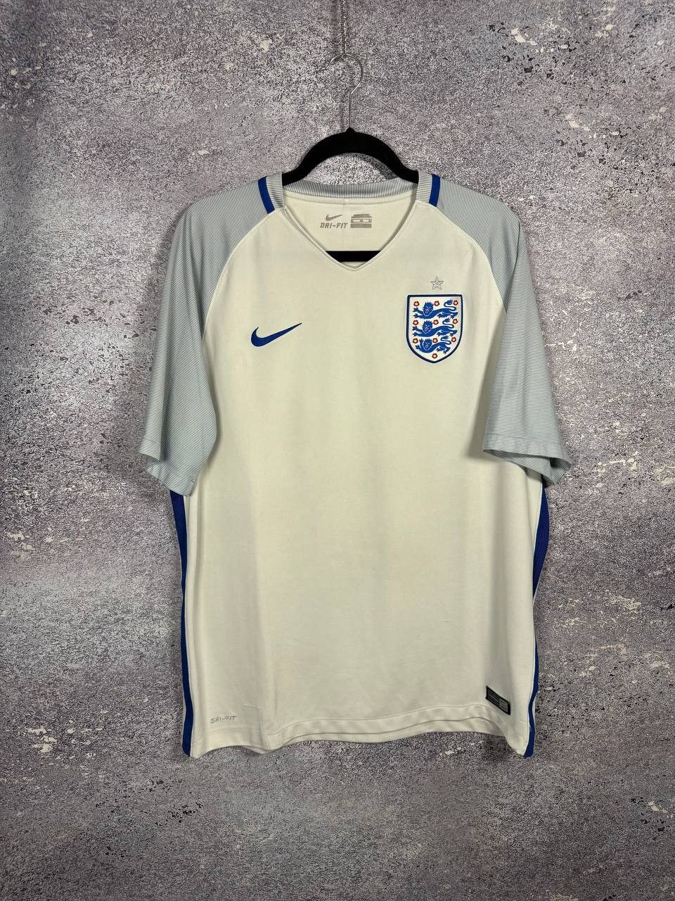 Nike × Vintage Vintage England National Team 2016 Nike Soccer Jersey Size US XL / EU 56 / 4 - 1 Thumbnail