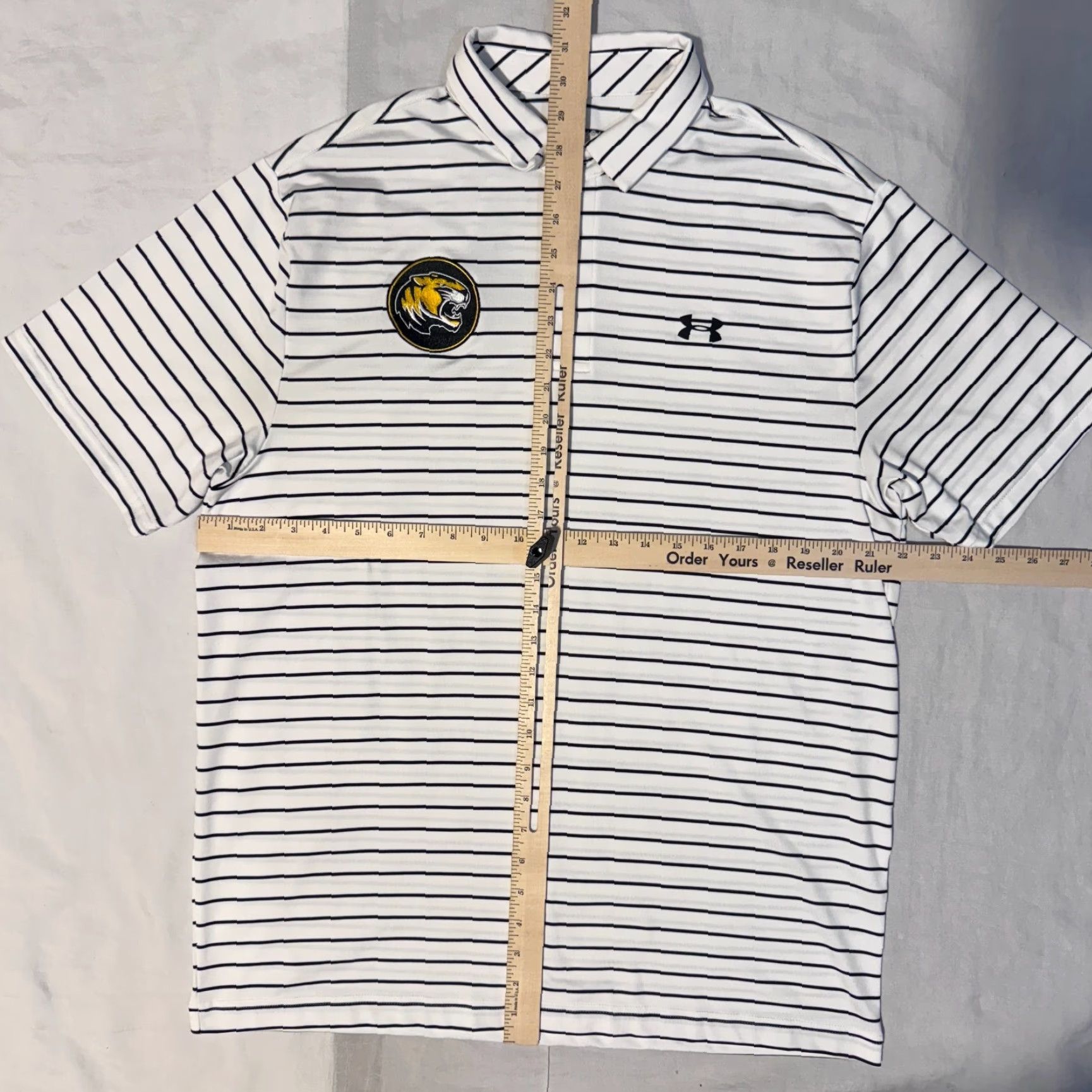 Under Armour Under Armour Polo Shirt - Men - White Striped Collared L Short Sleeve - Golf Knit Stretch Size US L / EU 52-54 / 3 - 3 Thumbnail