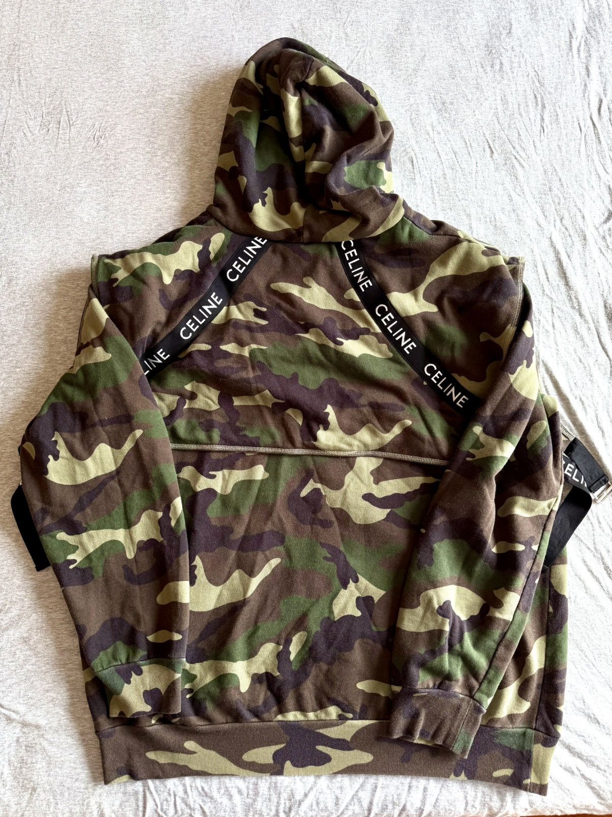 Celine CELINE BY HEDI SLIMANE Oversized Logo Band Camo Hoodi Size US M / EU 48-50 / 2 - 2 Thumbnail