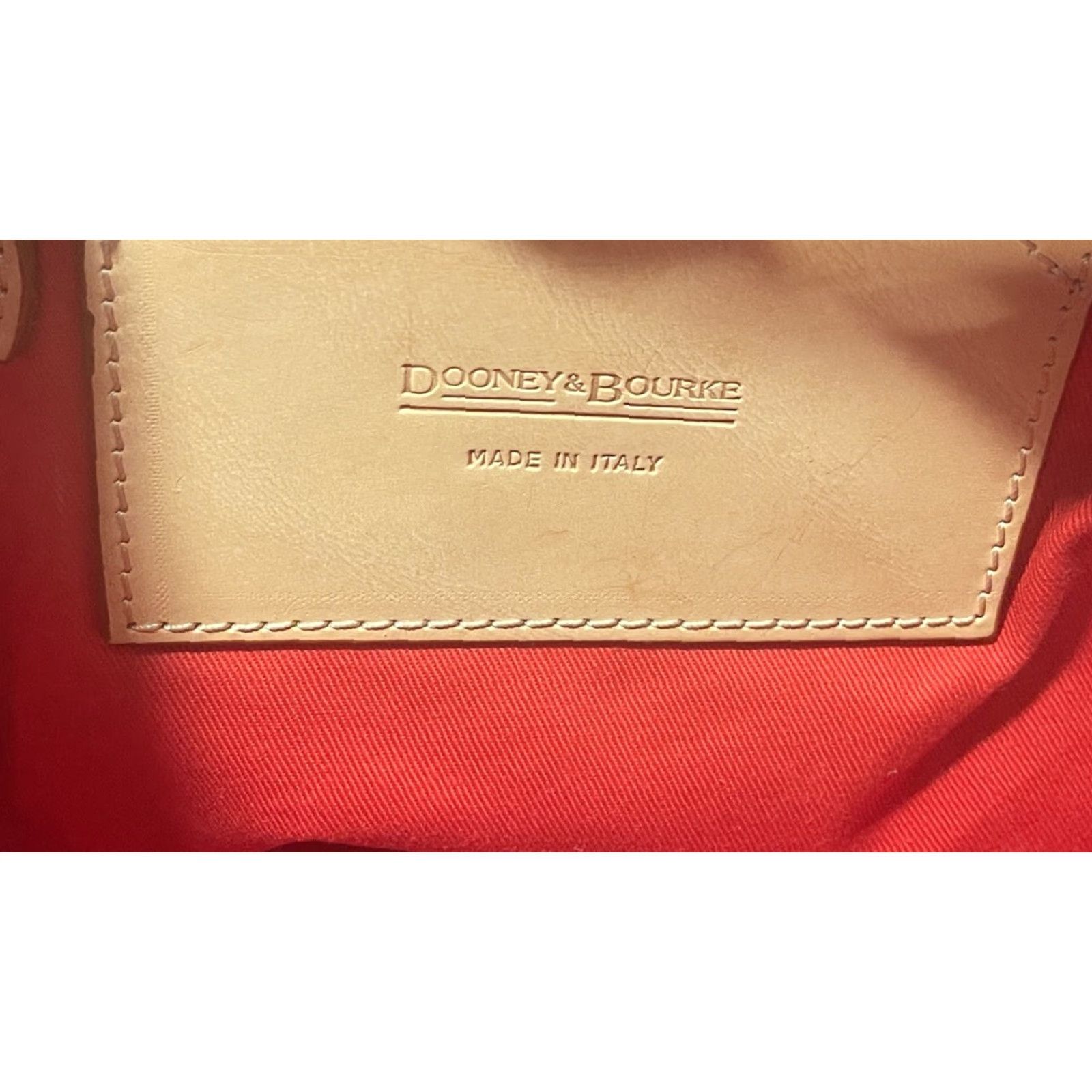 Dooney & Bourke VINTAGE Dooney & Bourke Italian Handbag Large Brown Croc Embossed Leather Zip Closure Womens Size ONE SIZE - 7 Thumbnail