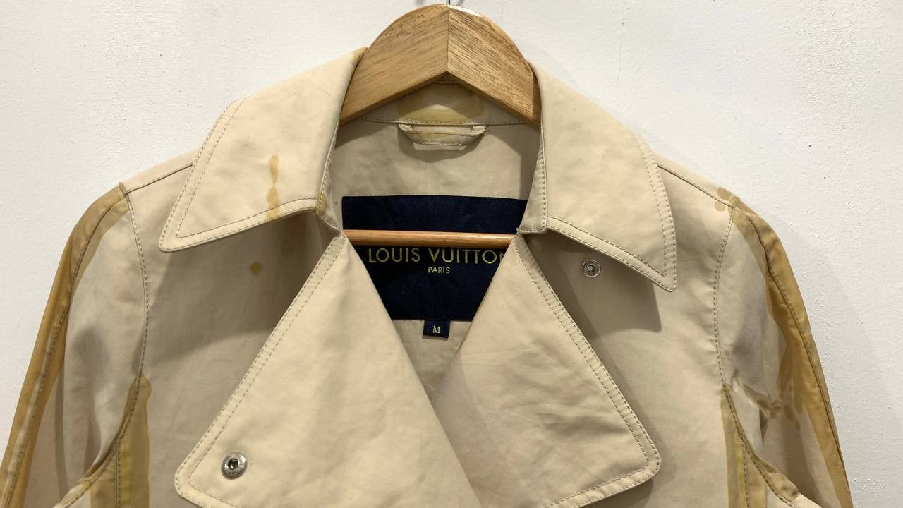 Louis Vuitton LOUIS VUITTON Paris Beige Cup Coat Distressed Size M / US 6-8 / IT 42-44 - 6 Thumbnail