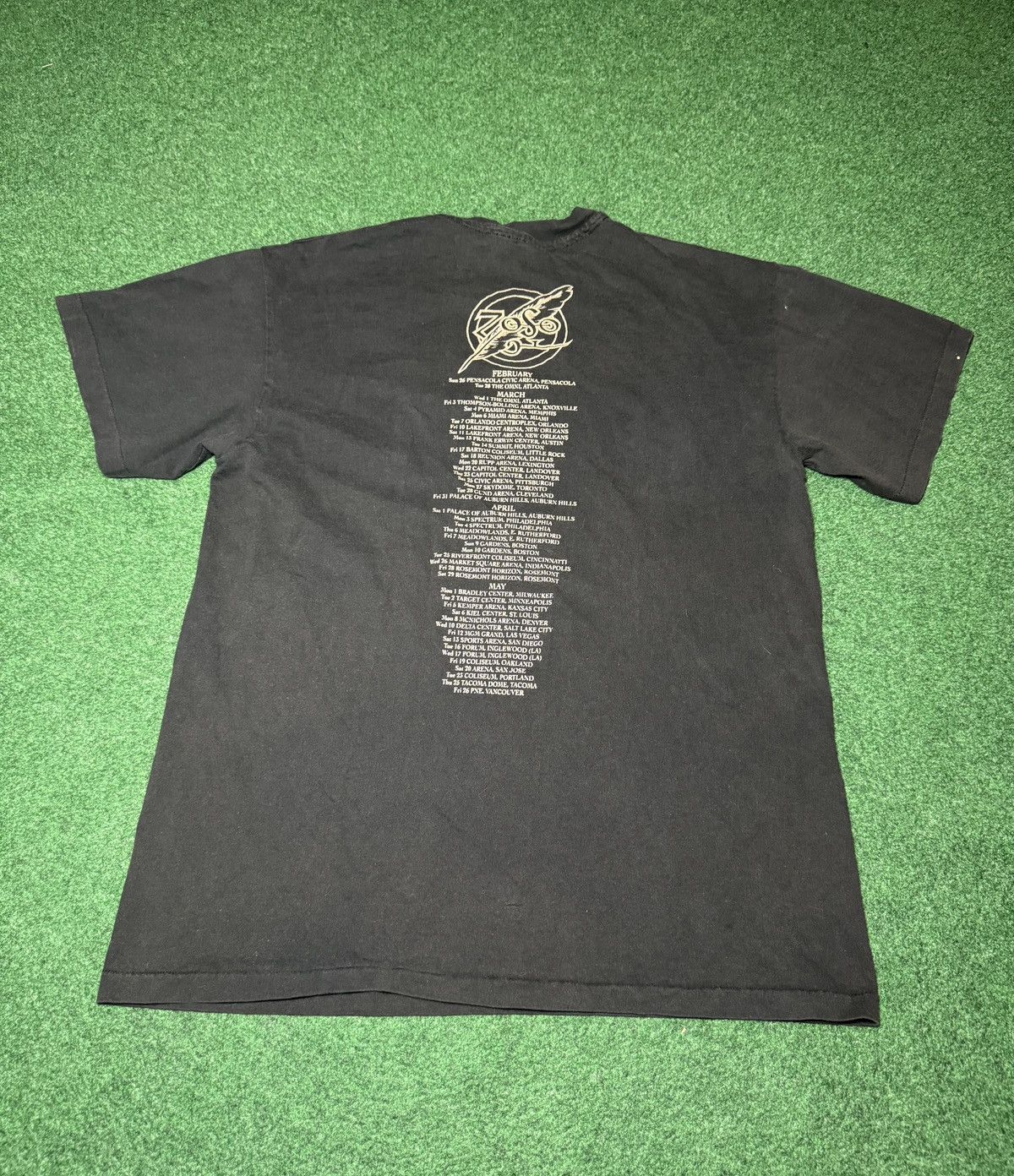 Vintage Vintage 1995 Jimmy Page Robert Plant Zeppelin M/L T Shirt Size US L / EU 52-54 / 3 - 3 Thumbnail