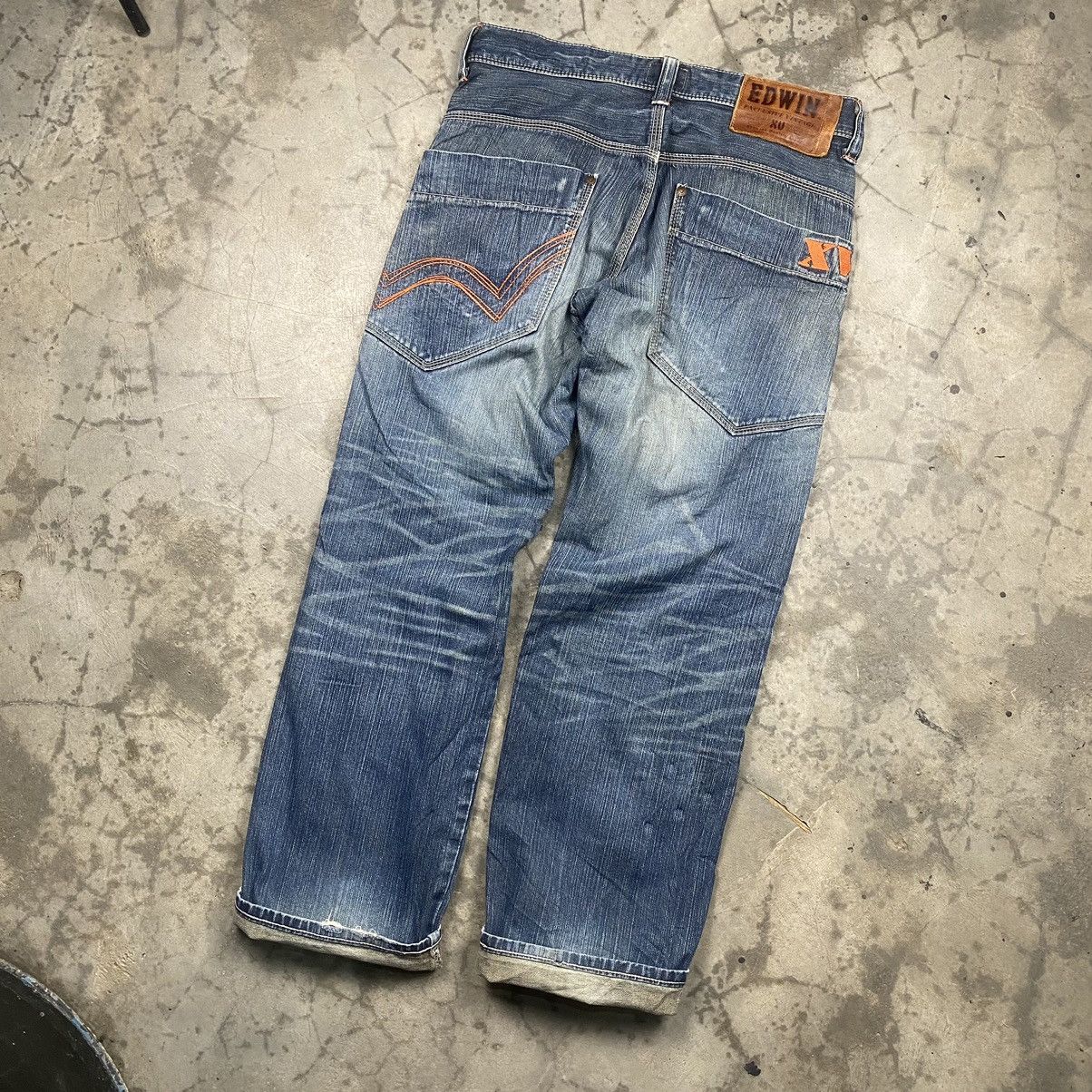 Edwin × Vintage Edwin XV Distressed Rugged Denim Jeans Size US 35 - 8 Thumbnail
