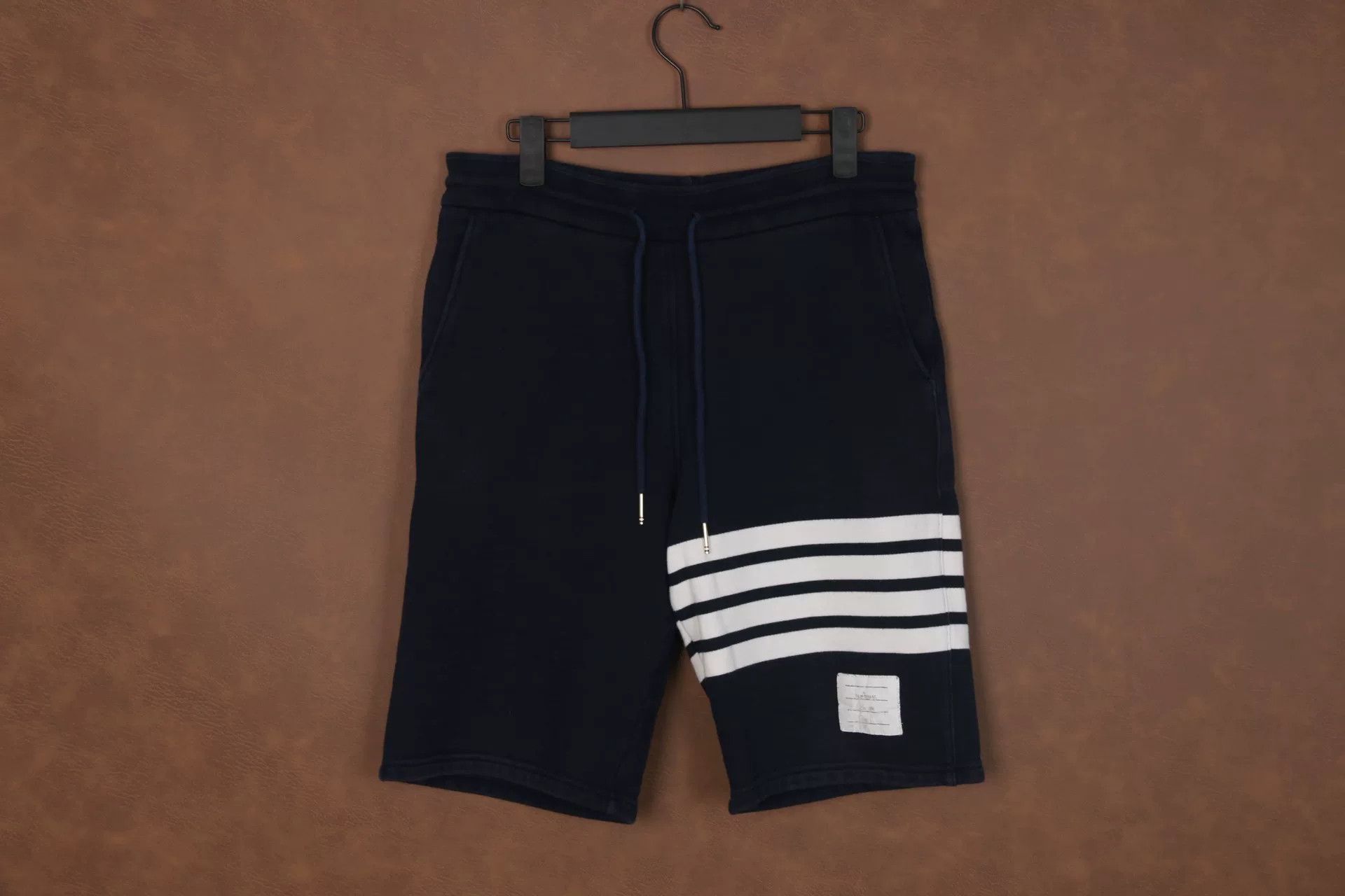 Thom Browne Thom Browne Navy Knit Four-Stripe Shorts Size US 26 / EU 42 - 1 Thumbnail