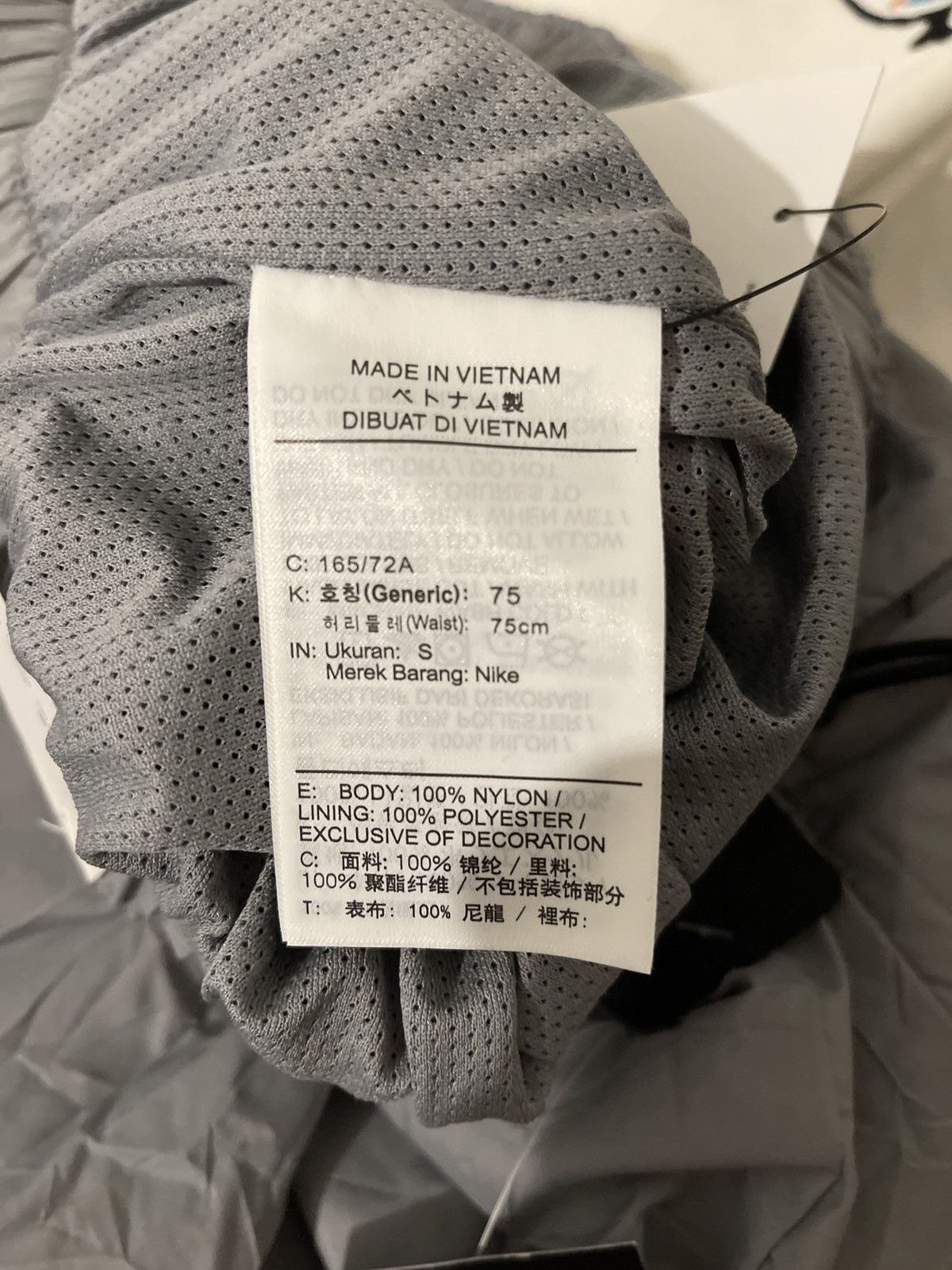 Nike × Nike ACG NIKE Tech Pack Shorts (creased / crumpled effect) Size US 30 / EU 46 - 9 Thumbnail