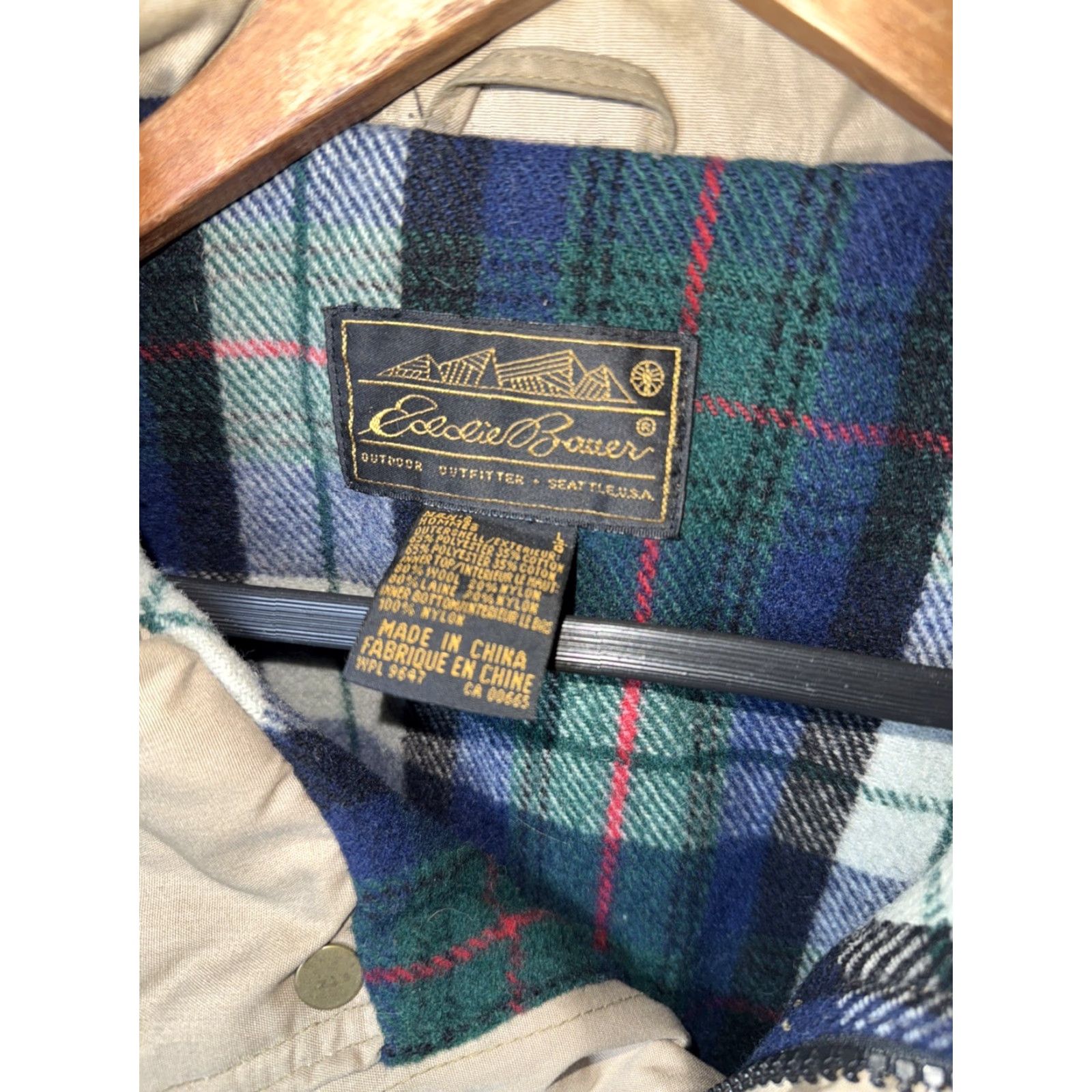 Eddie Bauer VINTAGE Eddie Bauer Jacket Parka Mens L Beige Wool Plaid Noned Barn Work Size US L / EU 52-54 / 3 - 2 Thumbnail