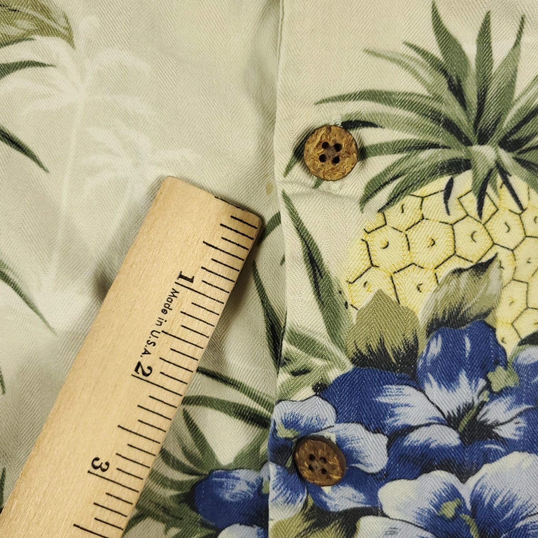 Tommy Bahama Tommy Bahama Shirt Mens Small Blue Floral Hawaiian Button-Up Short Sleeve Silk Woven Casual Classic 90s? Size US S / EU 44-46 / 1 - 4 Thumbnail