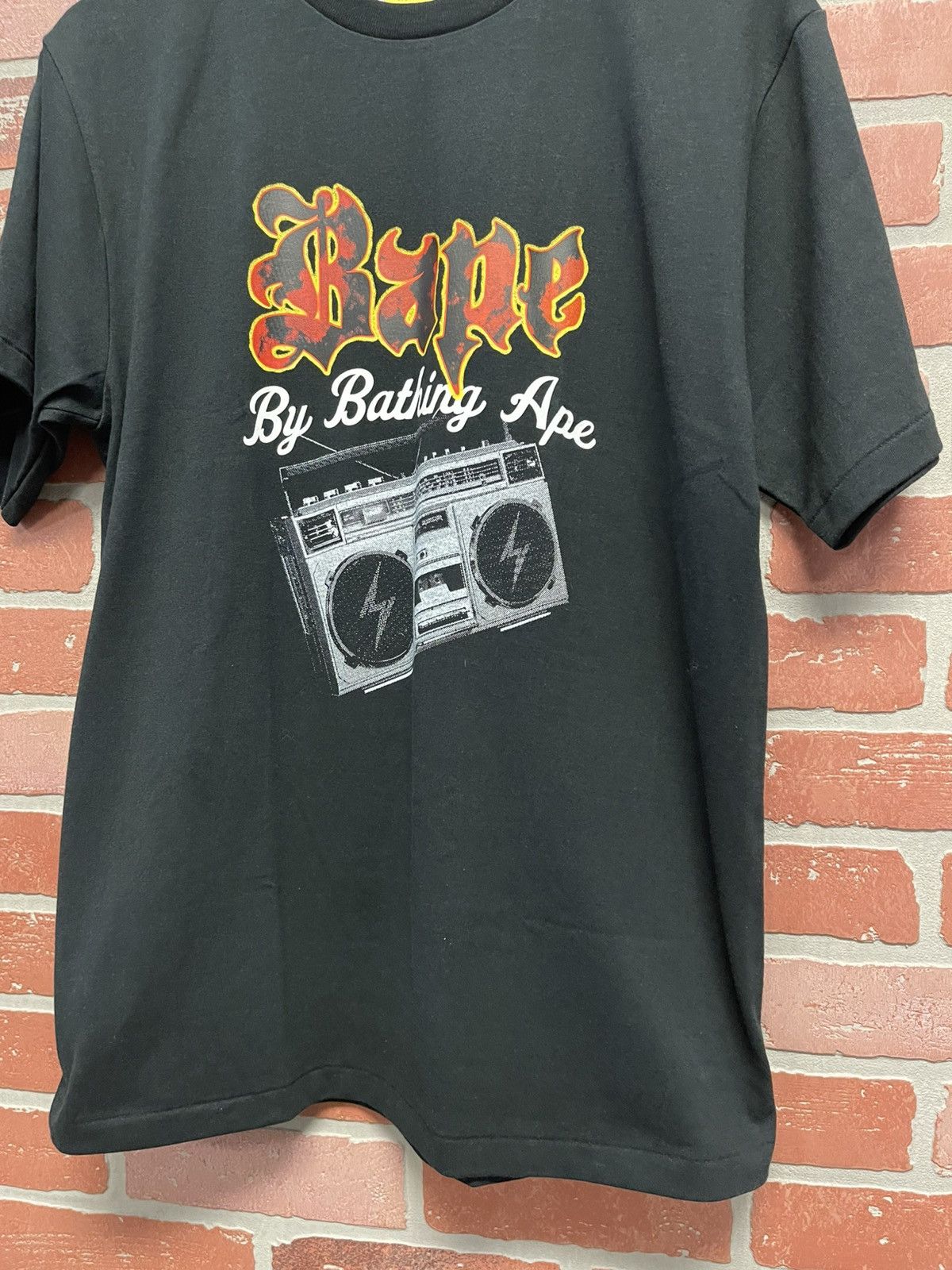 Bape Size L - Bape Boombox Tee Tour Vibes Brand New! Size US L / EU 52-54 / 3 - 3 Thumbnail