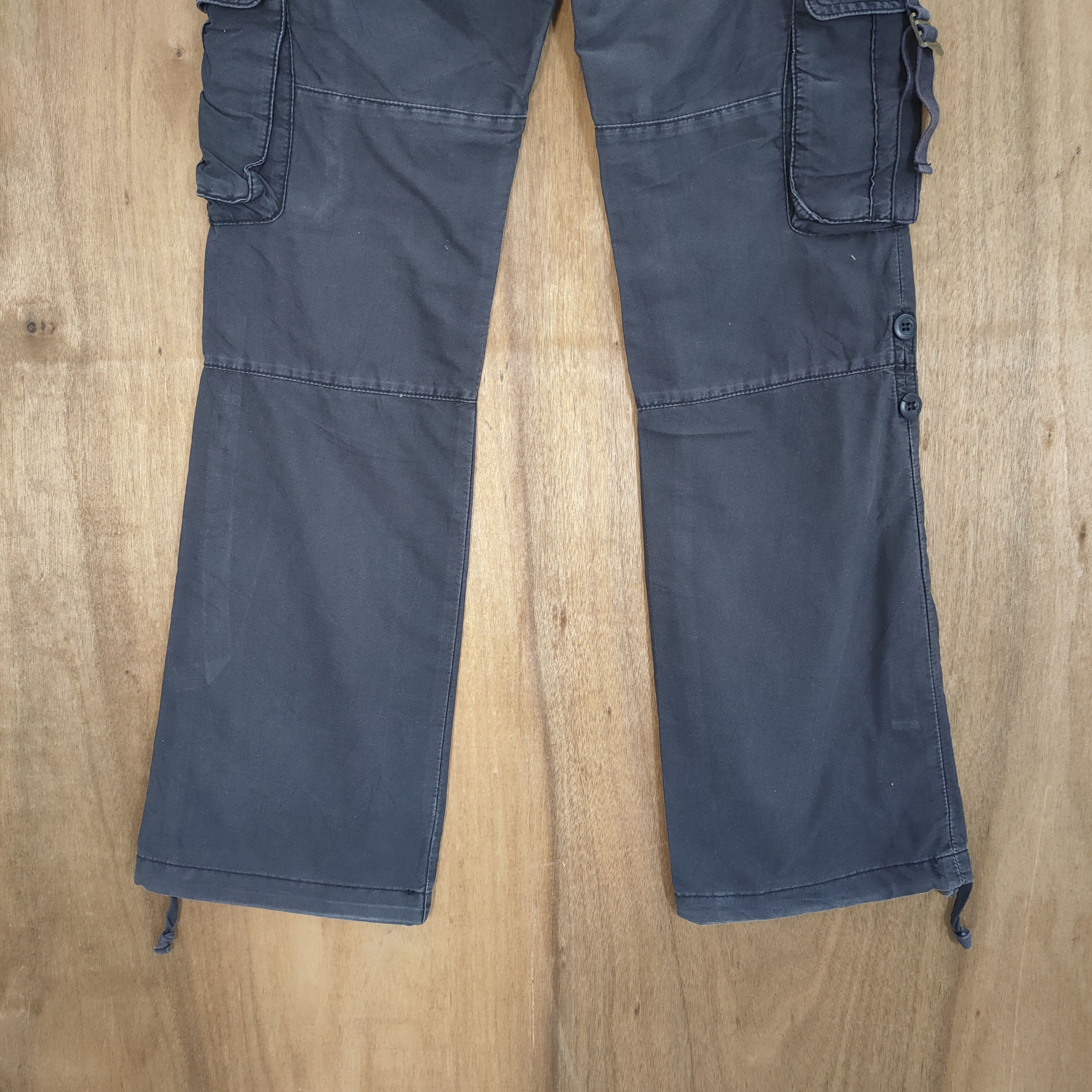 Japanese Brand VINTAGE FLASH REPORT FLARE FADED BLACK CARGO PANTS Size US 30 / EU 46 - 11 Thumbnail