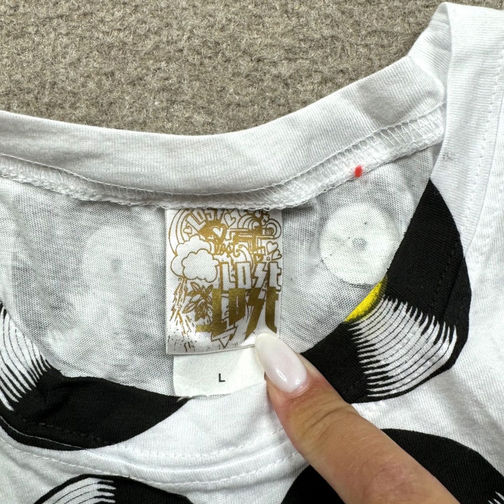 Vintage VINTAGE Lost T-Shirt Women's L White Hipster Short Sleeve Casual Logo 90s Style Size L / US 10 / IT 46 - 7 Thumbnail
