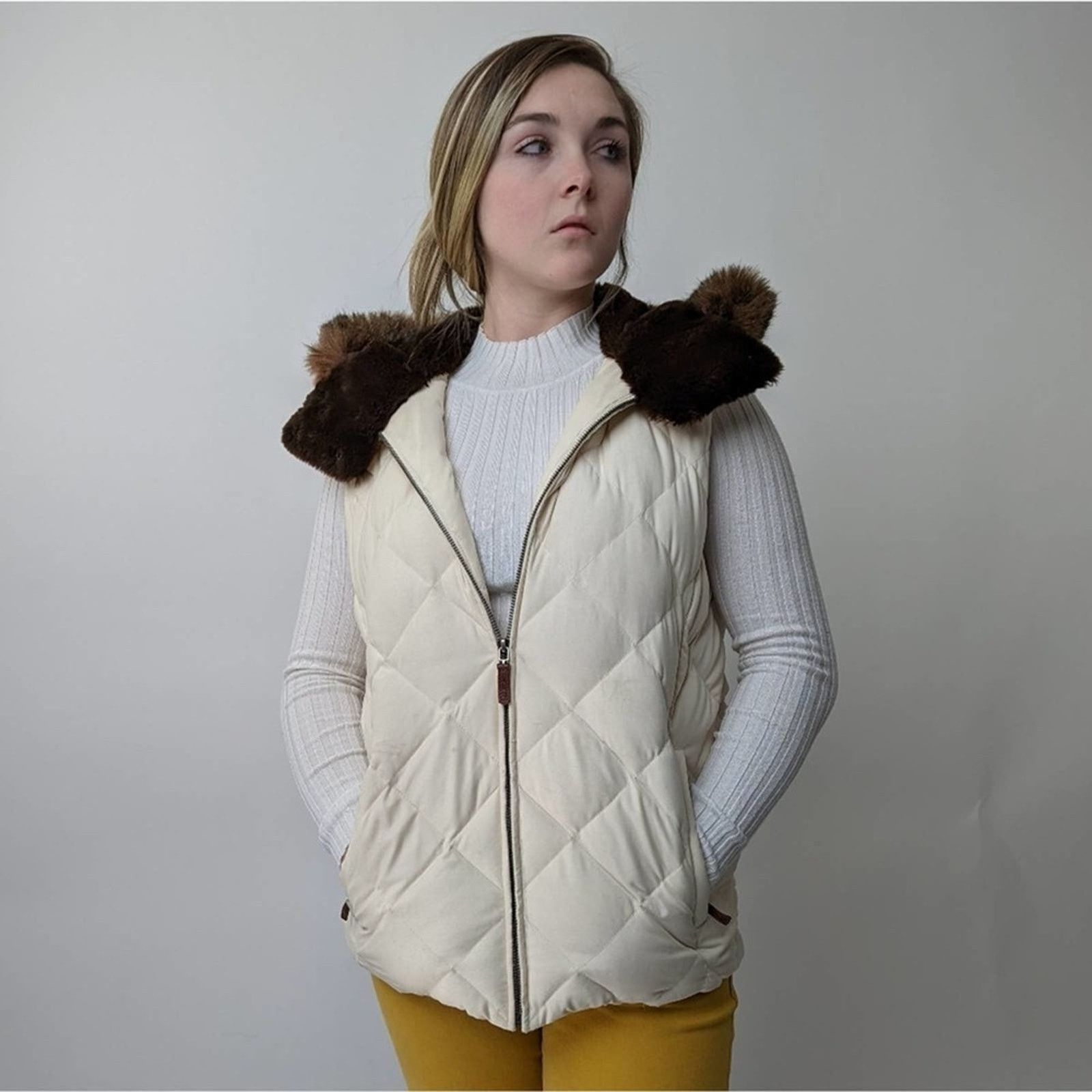 Lauren Ralph Lauren Lauren Ralph Lauren Creamy Quilted Hooded Puffer Vest Size S / US 4 / IT 40 - 4 Thumbnail
