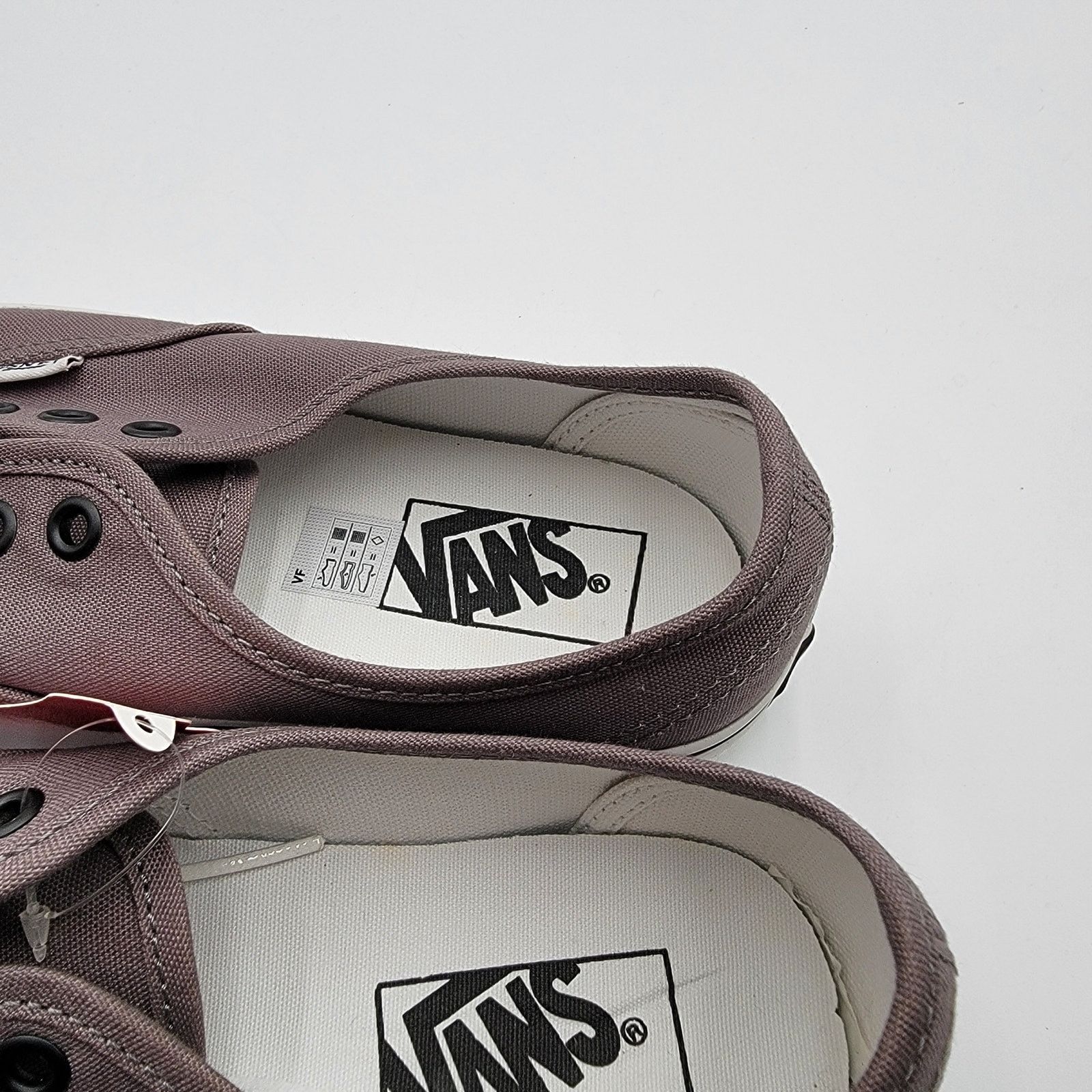 Vans Vans Authentic Pewter Sneakers Sz 5.5M/7W VN000JRAPBQ Size US 5.5 / EU 38 - 6 Thumbnail