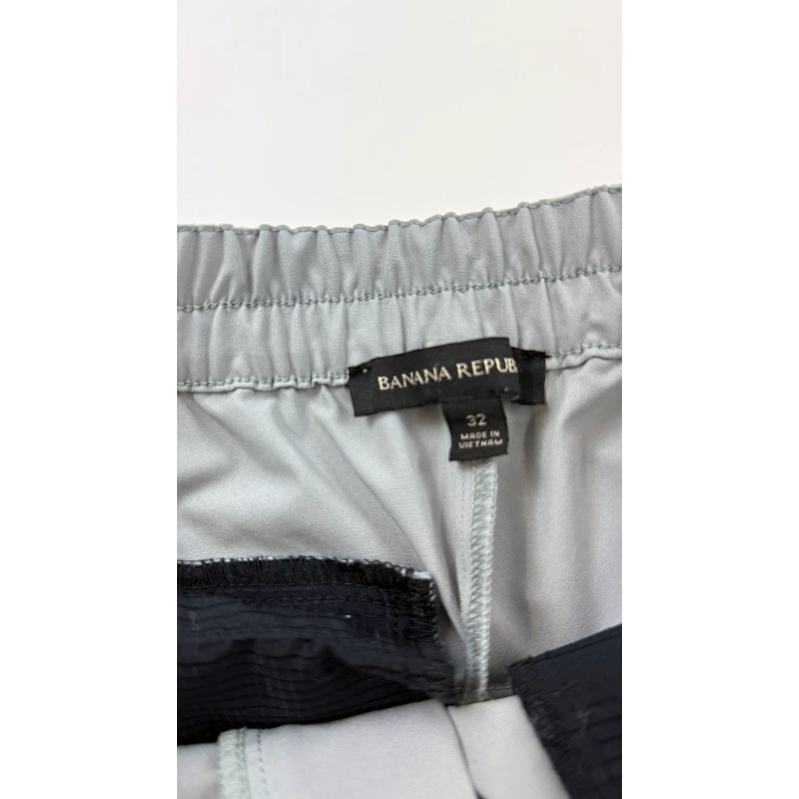 Banana Republic Banana Republic Pants Mens 32 Gray Motion Tech Hybrid Jogger Slim Fit Tapered Casual Stretch Pockets Size US 32 / EU 48 - 5 Thumbnail