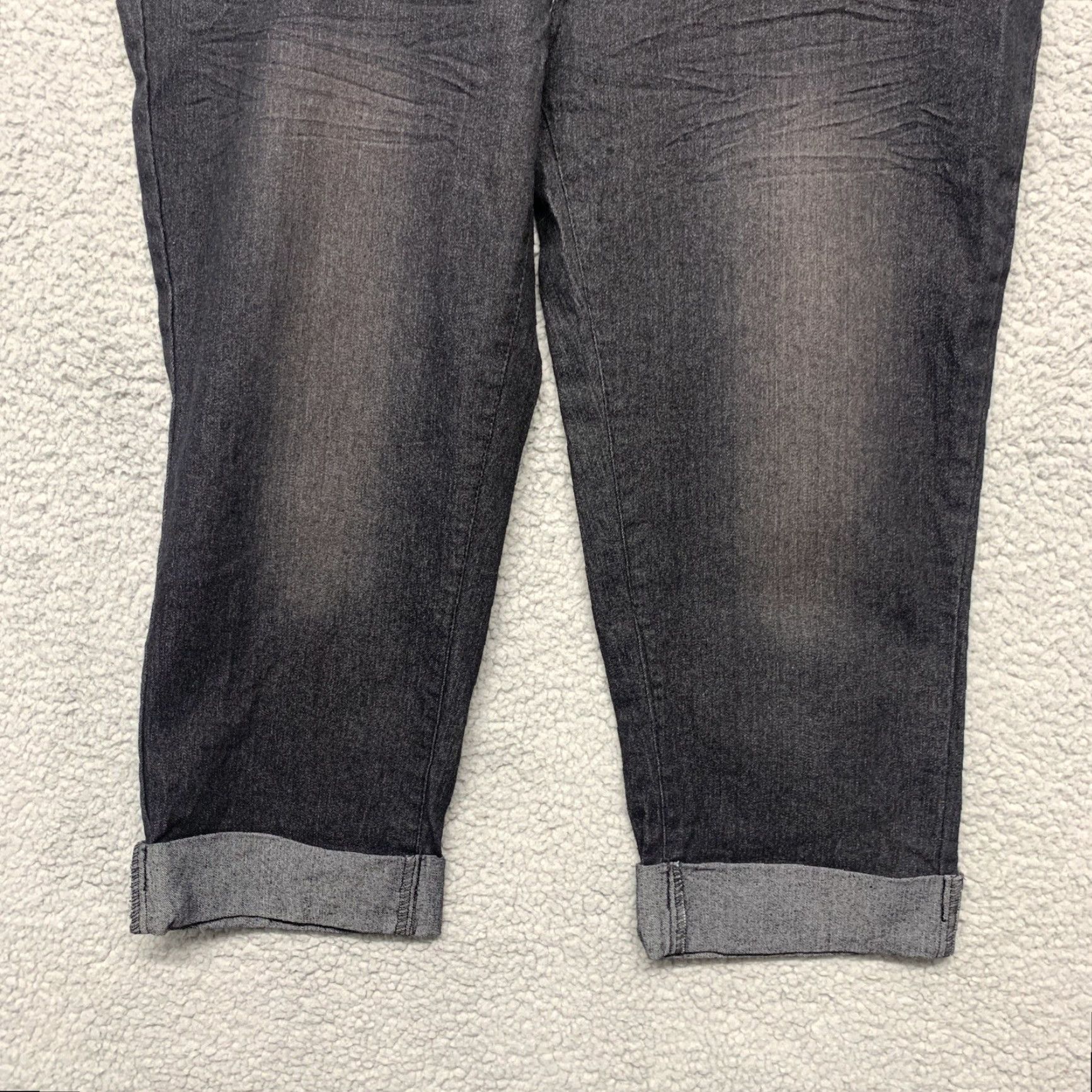 Vintage Hype Womens Capri Shorts Black Size 11 Stretch 34 x 19 Rise 8.5 Size 32" / US 10 / IT 46 - 5 Thumbnail