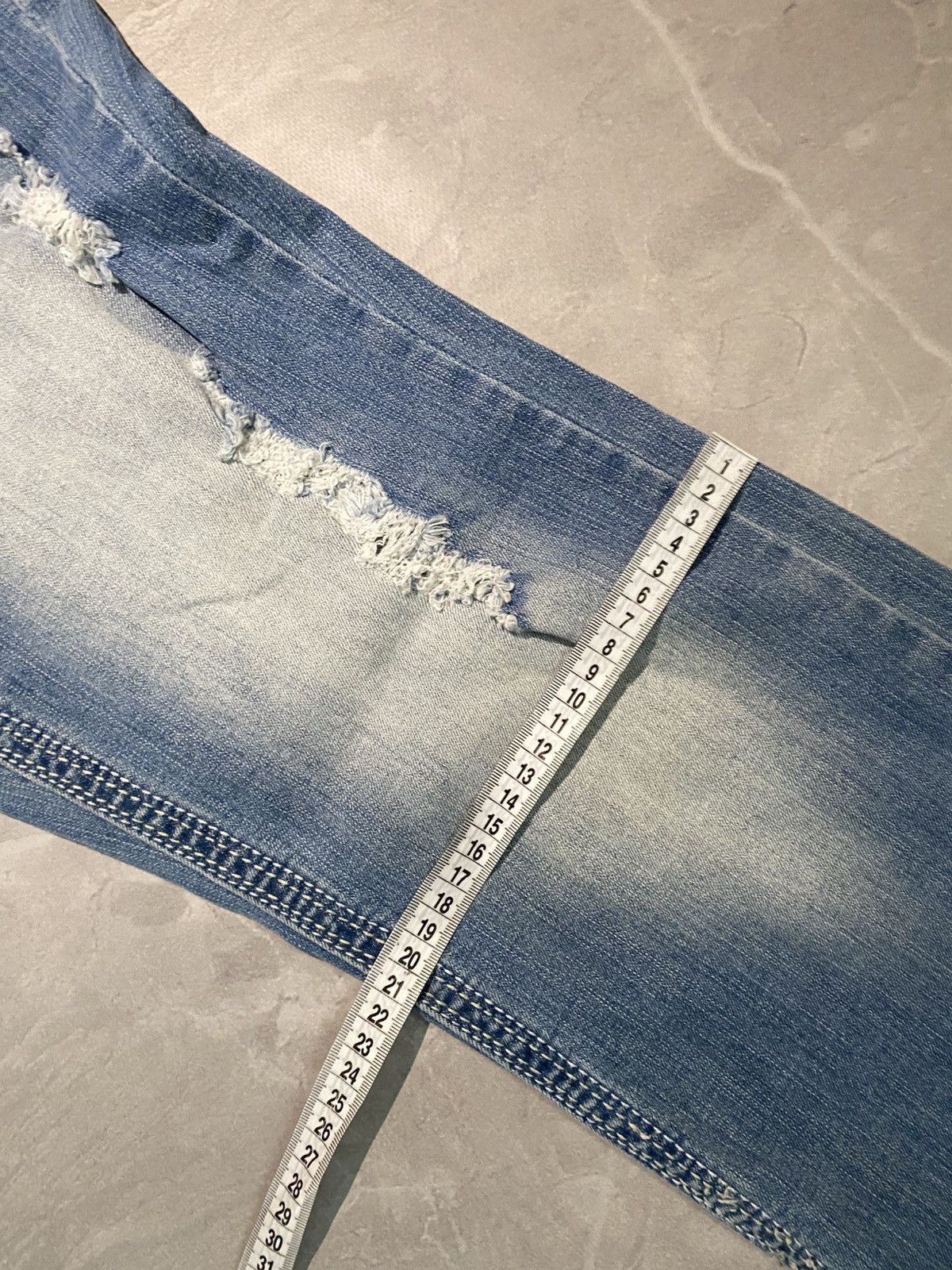 Japanese Brand Rare Avan Baggy Flared Distressed Jean / Glamour Style Size US 37 - 12 Thumbnail