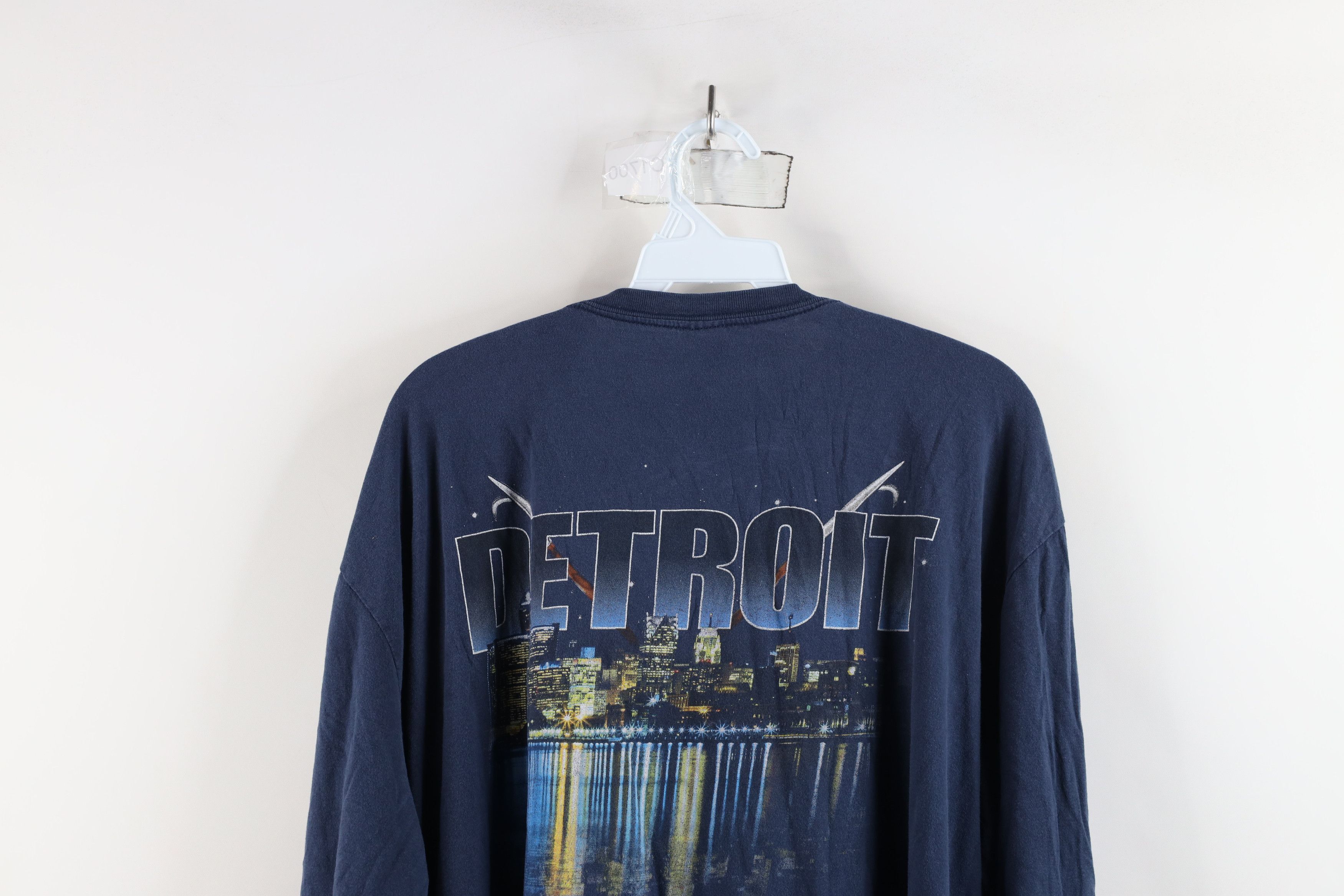 Vintage Vintage 90s Detroit Firefighters Long Sleeve T-Shirt Blue Size US XXL / EU 58 / 5 - 11 Thumbnail