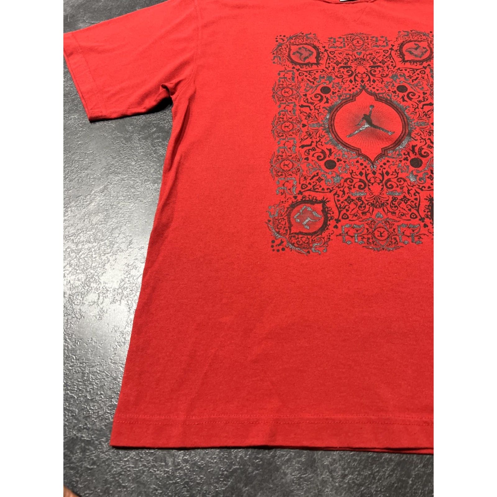 Jordan Brand JORDAN Vintage Red T-Shirt Adult Large Preowned Mens Size US L / EU 52-54 / 3 - 6 Thumbnail