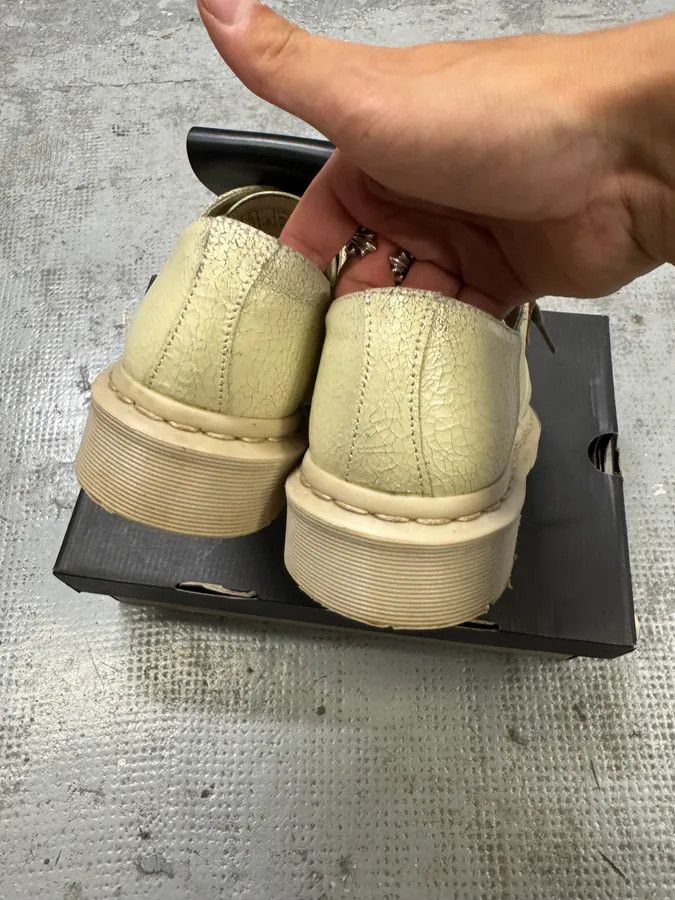 Marni × Vintage AW2016 Dr Martens x Marni Cream Cracked Leather Loafers Size US 8 / EU 41 - 5 Thumbnail