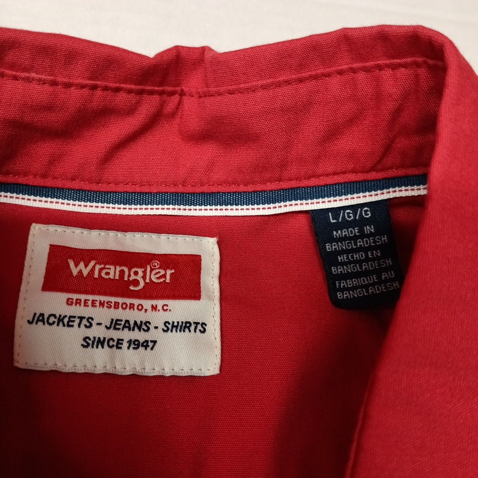 Wrangler Wrangler Men's Relaxed Fit Woven Button Up Shirt Size L Red Size US L / EU 52-54 / 3 - 3 Thumbnail