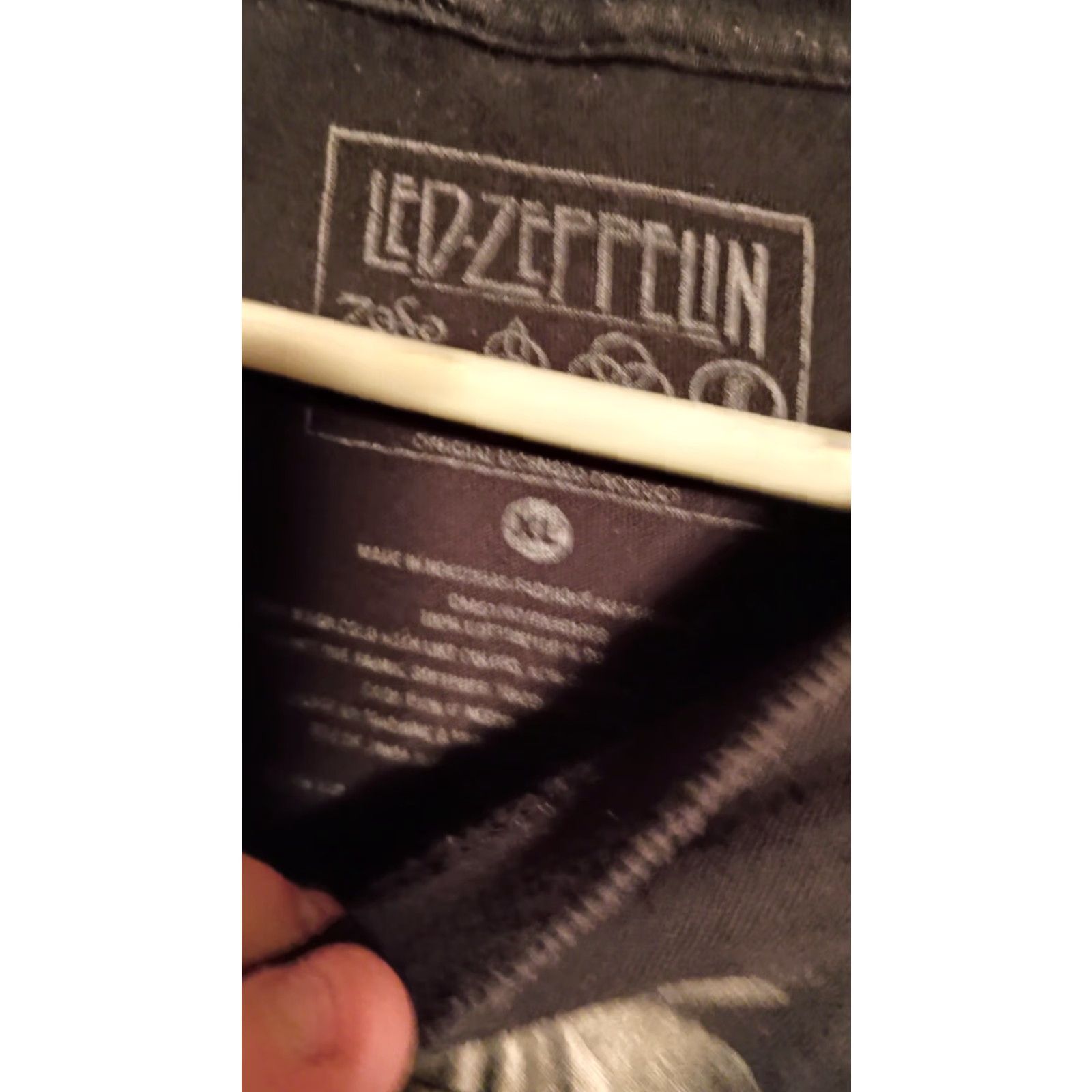 Olive Led Zeppelin Hermit Live Nation T-Shirt Men's XL Black Graphic Tee Size US XL / EU 56 / 4 - 3 Thumbnail