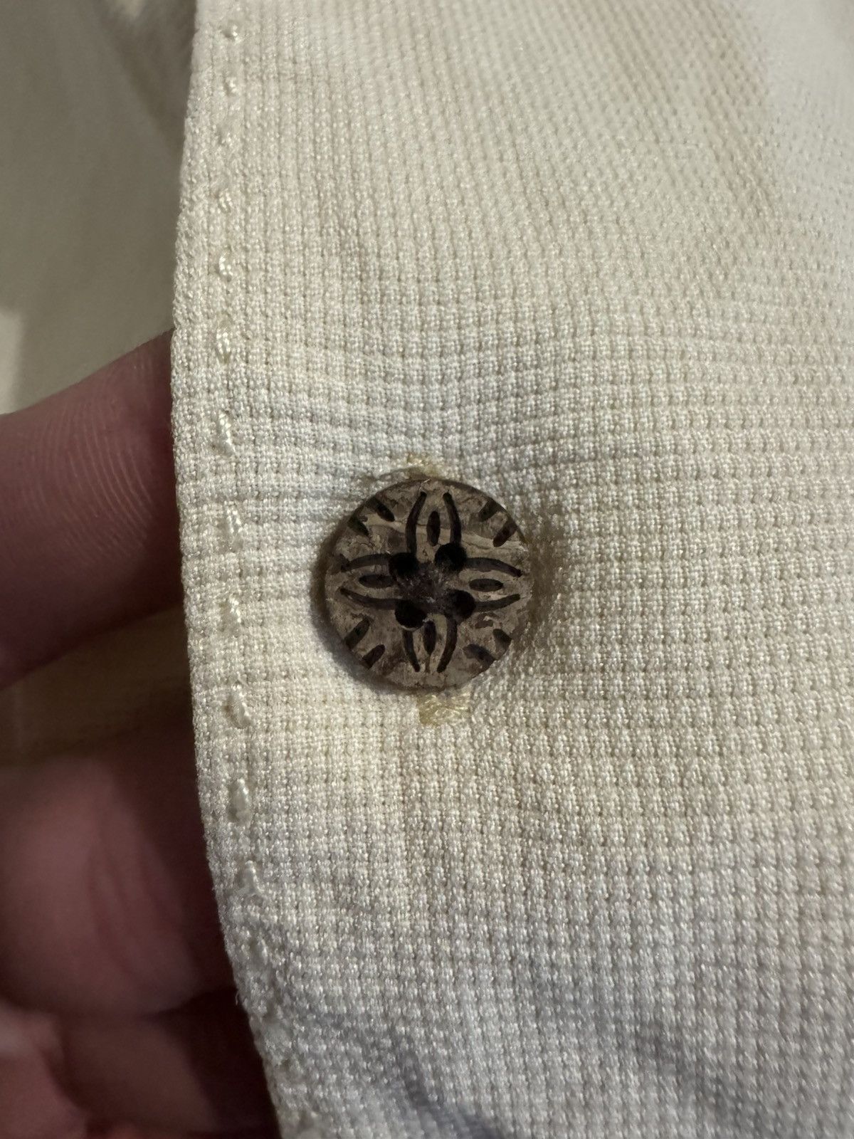 Vintage Silk blend short sleeve button up hand carved buttons Size US L / EU 52-54 / 3 - 2 Thumbnail