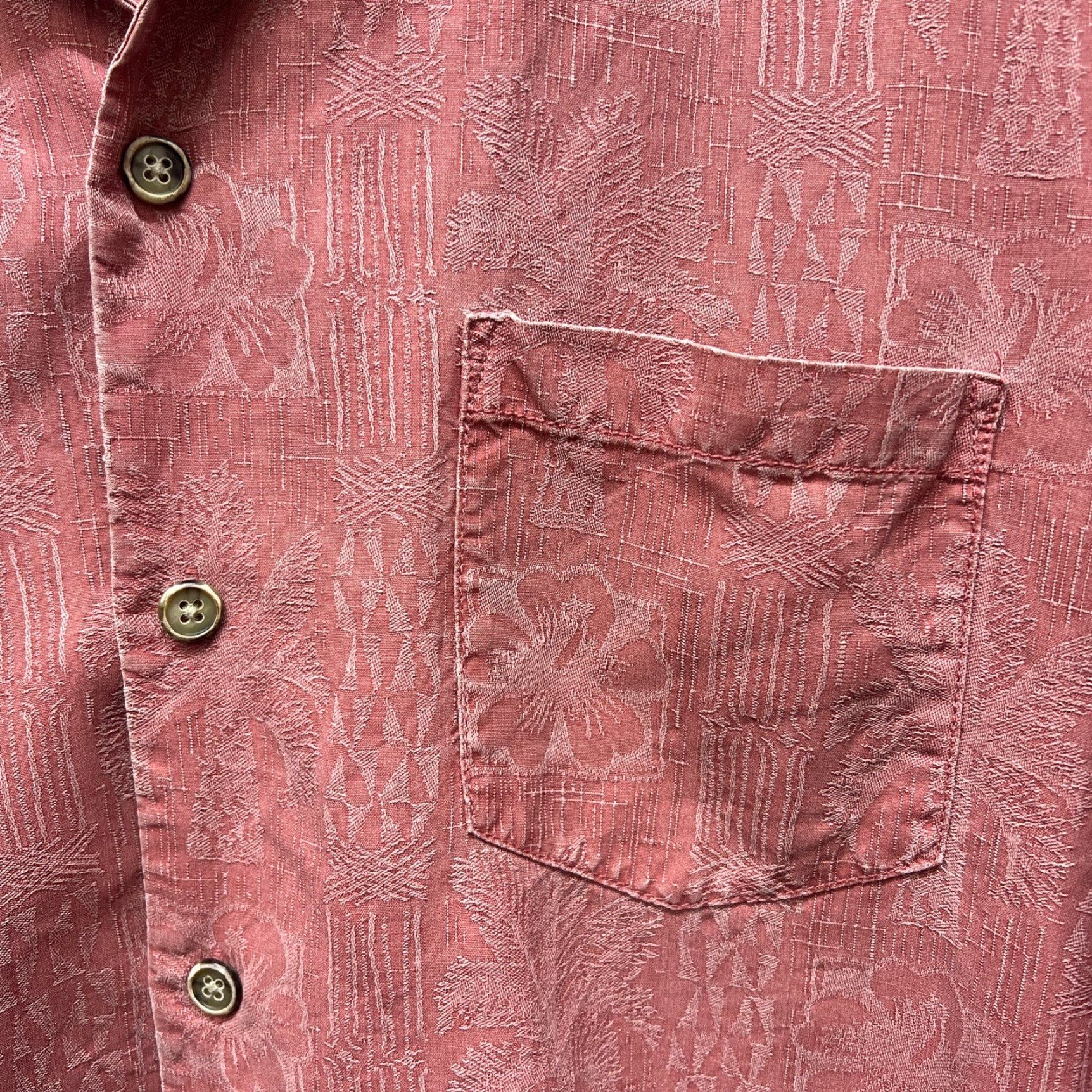 Tommy Bahama VINTAGE Tommy Bahama Shirt Hawaiian Silk Textured Pink Mens L Short Sleeve Button-Up Hawaii Theme (70s/90s not required) Size US L / EU 52-54 / 3 - 2 Thumbnail