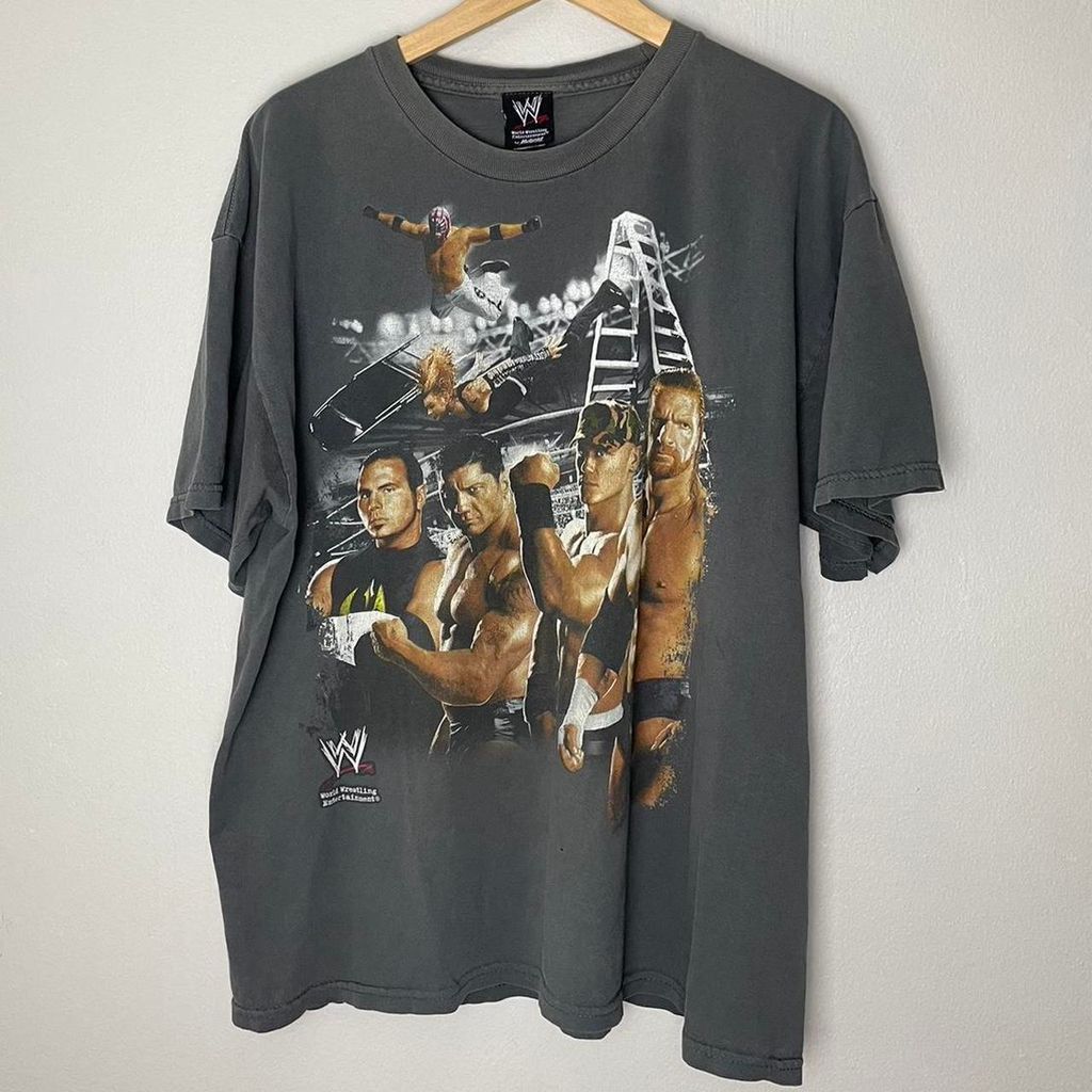 Vintage Vintage WWE Tee Size US XL / EU 56 / 4 - 1 Thumbnail
