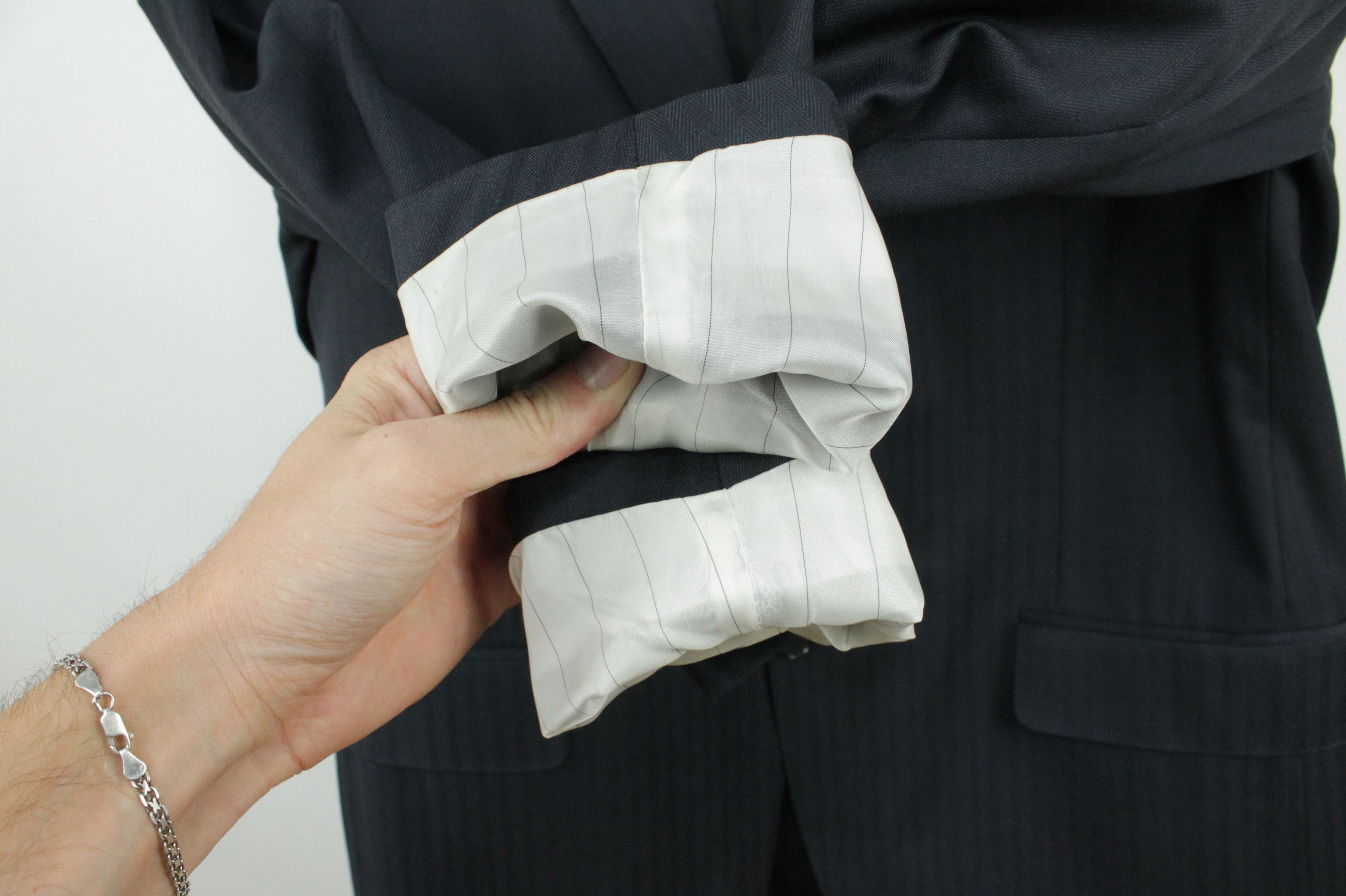 Canali Canali Travel Water Resistant Navy Wool Blazer Jacket Size US M / EU 48-50 / 2 - 5 Thumbnail