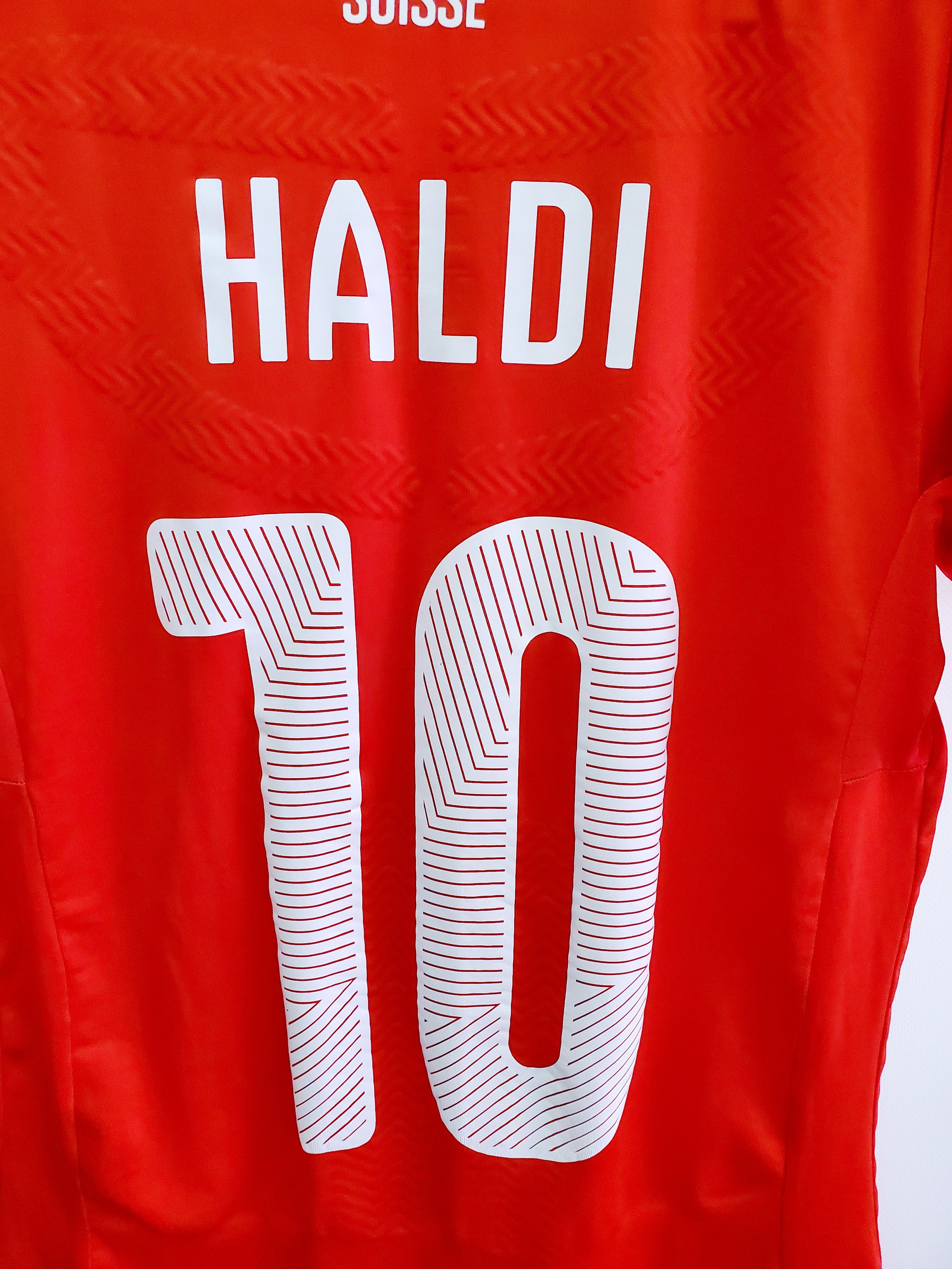 Puma SWITZERLAND PUMA HOME Player issue #10 jersey size L Size L / US 10 / IT 46 - 3 Thumbnail