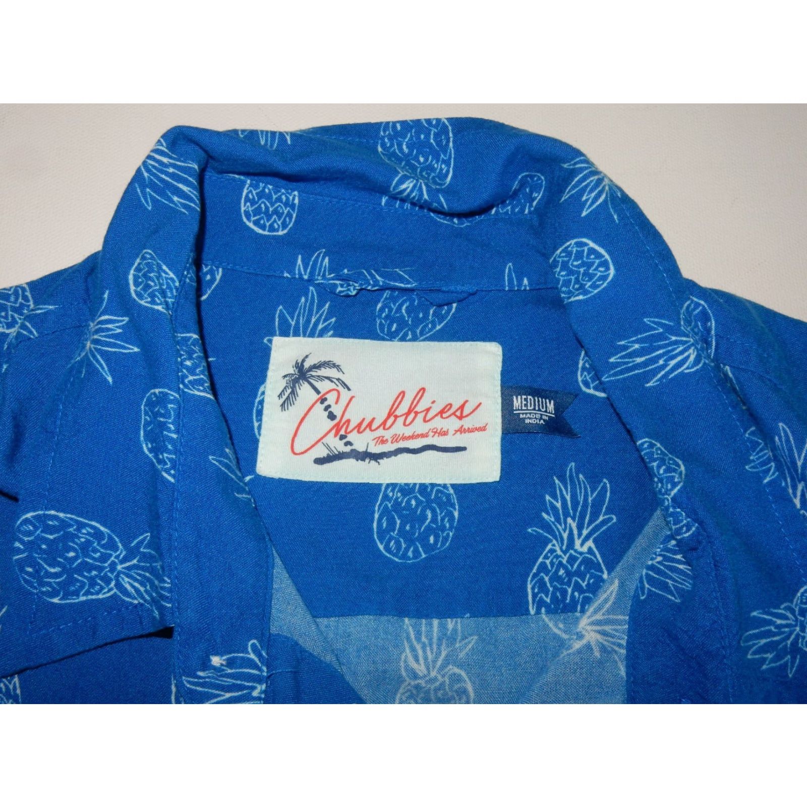 Chubbies VINTAGE? Chubbies Hawaiian Shirt Mens Button-Up Short Sleeve M Pineapples Blue Rayon 29.5" Mens Size US M / EU 48-50 / 2 - 4 Thumbnail