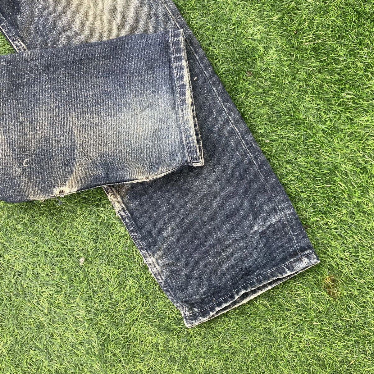 Diesel DIRTY THIRTY DIESEL HEAVEN DISTRESSED STYLE JEANS Size US 30 / EU 46 - 7 Thumbnail