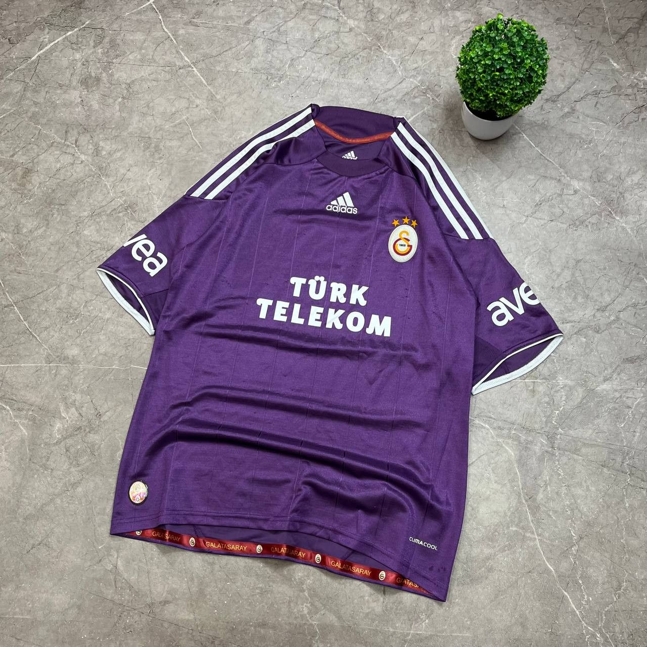 Adidas Vintage Adidas 2009/2010 Third Galatasaray Football T-ShirT Size US L / EU 52-54 / 3 - 6 Thumbnail