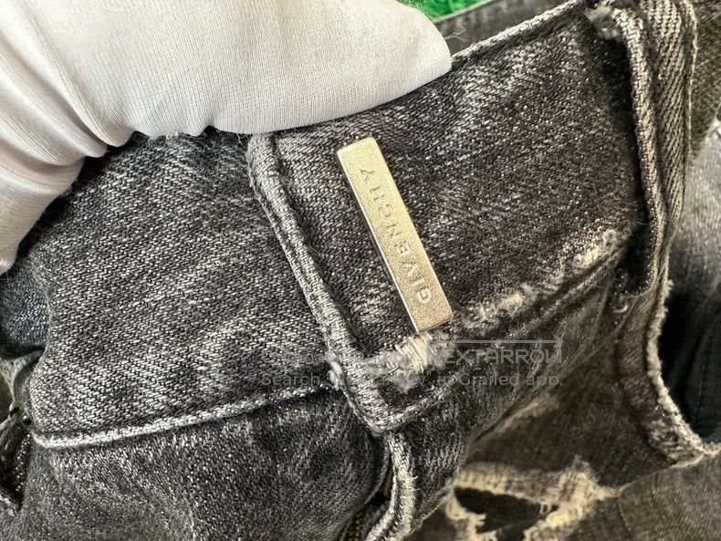 Givenchy Givenchy Ripped Denim Pants Size US 32 / EU 48 - 6 Thumbnail