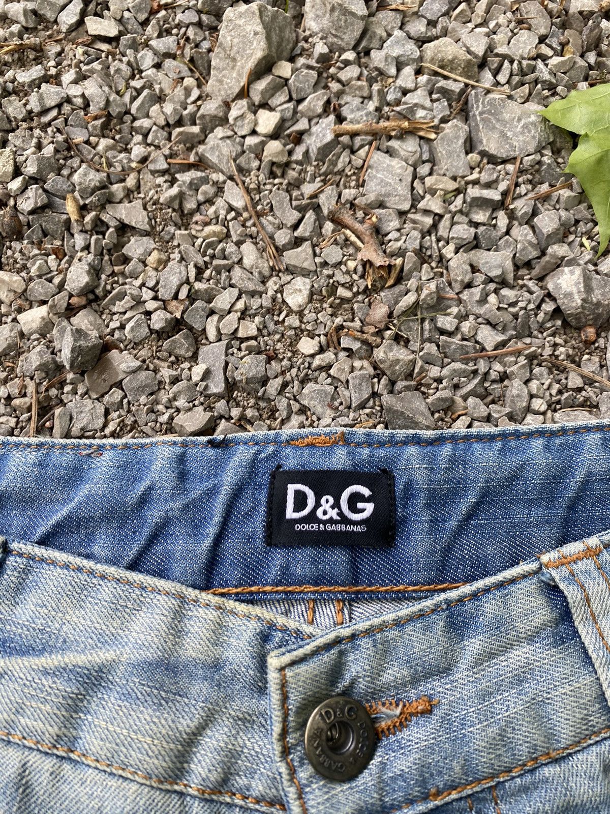 Dolce & Gabbana × Vintage Dolce&Gabbana Distressed Ultra Sports Shorts Size US 32 / EU 48 - 3 Thumbnail