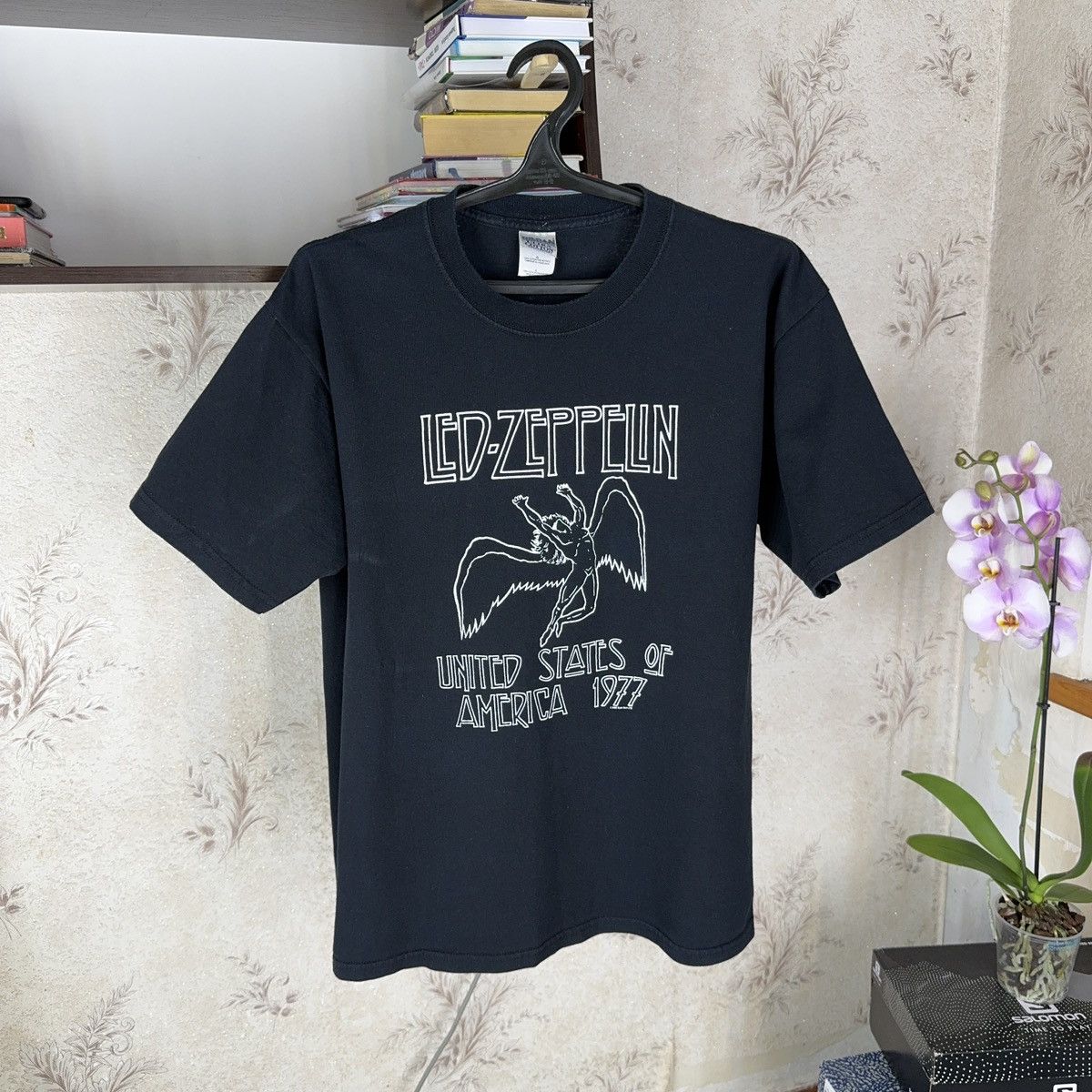 Band Tees × Vintage Vintage Led Zeppelin T shirt 2000 Streetwear Black Rock L Size US L / EU 52-54 / 3 - 4 Thumbnail