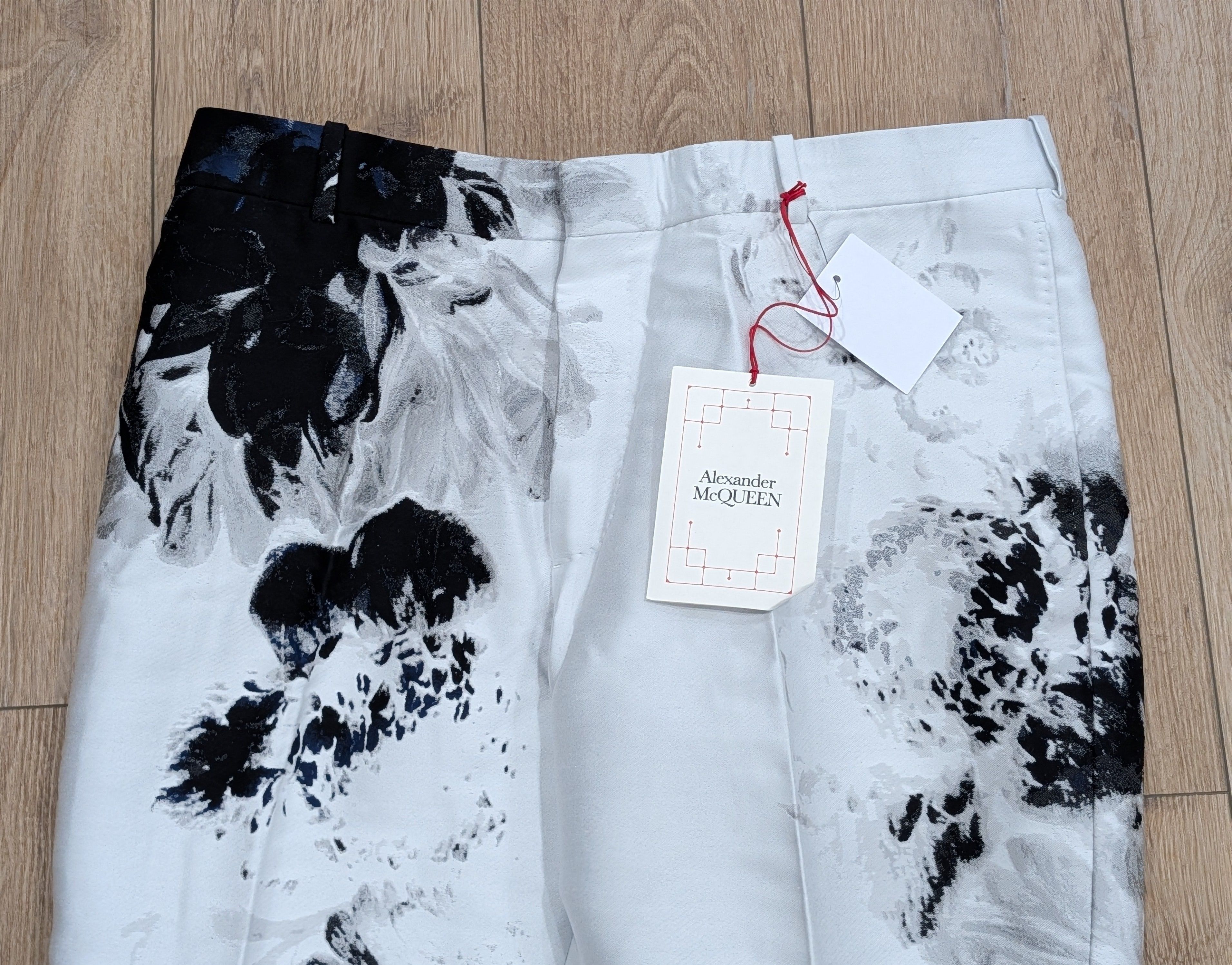 Alexander McQueen Alexander McQueen Floral Jacquard Trousers 54 US 38 Size US 38 / EU 54 - 2 Thumbnail