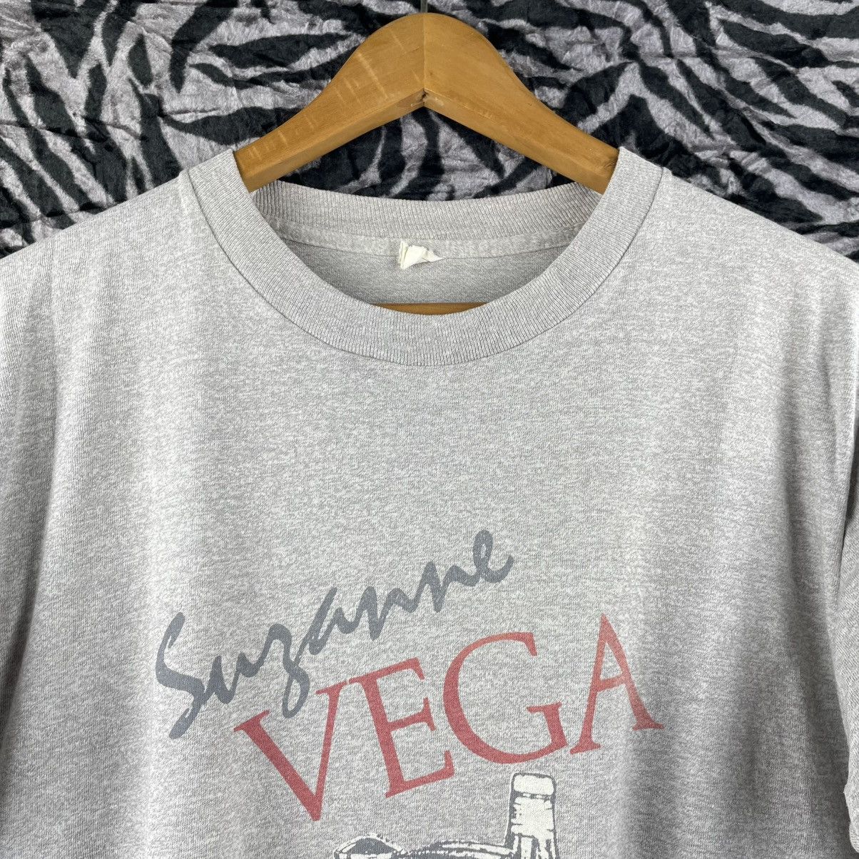 Band Tees × Vintage Vintage Suzanne Vega T-Shirt World Tour 1987 Size US M / EU 48-50 / 2 - 4 Thumbnail