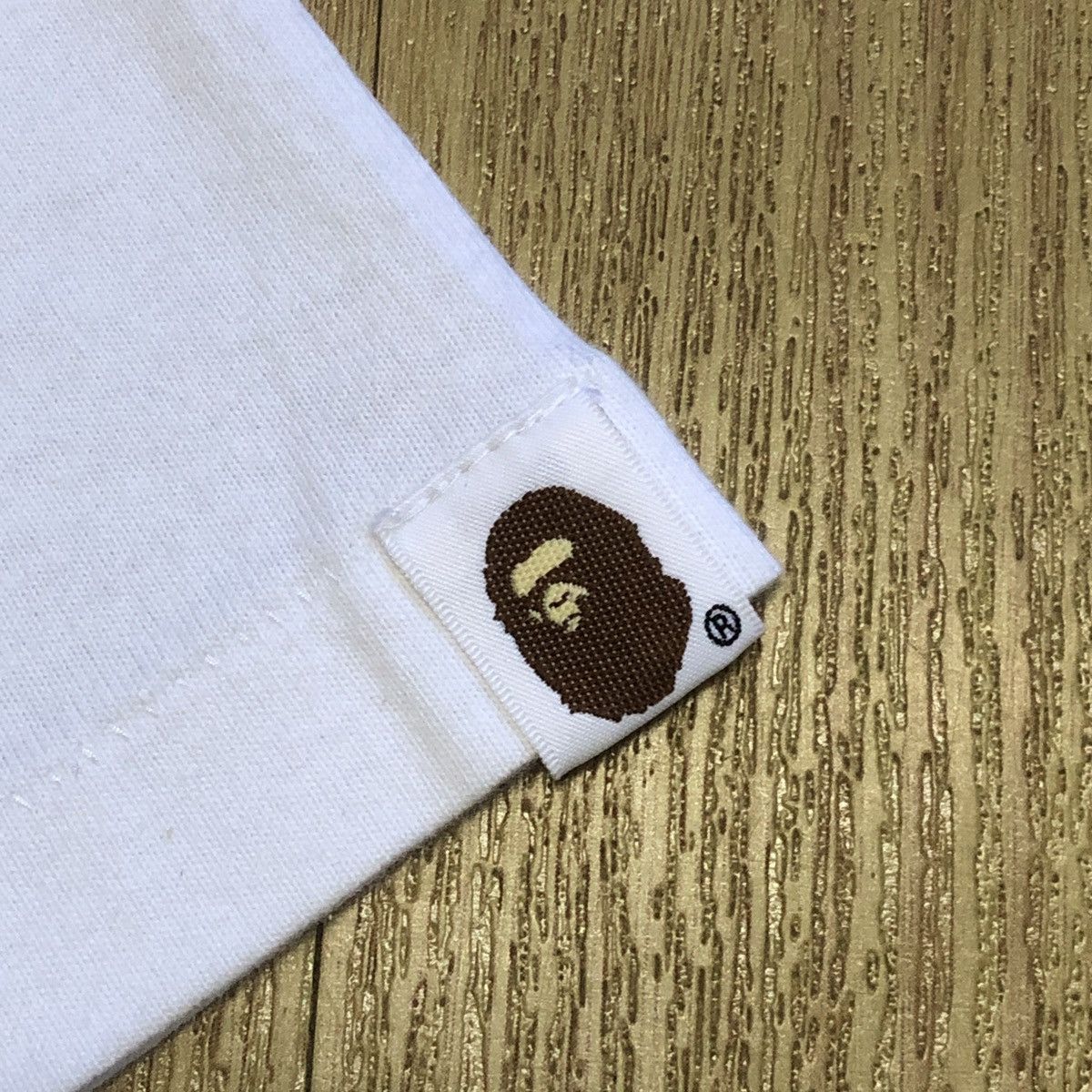 Bape A Bathing Ape Clinging Ape Tee Size US M / EU 48-50 / 2 - 7 Thumbnail