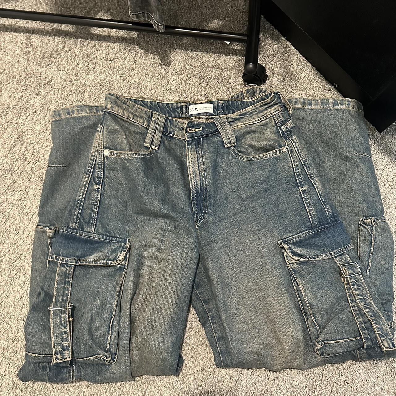 Zara Zara Multi Cargo Jeans Size 28" / US 6 / IT 42 - 1 Thumbnail