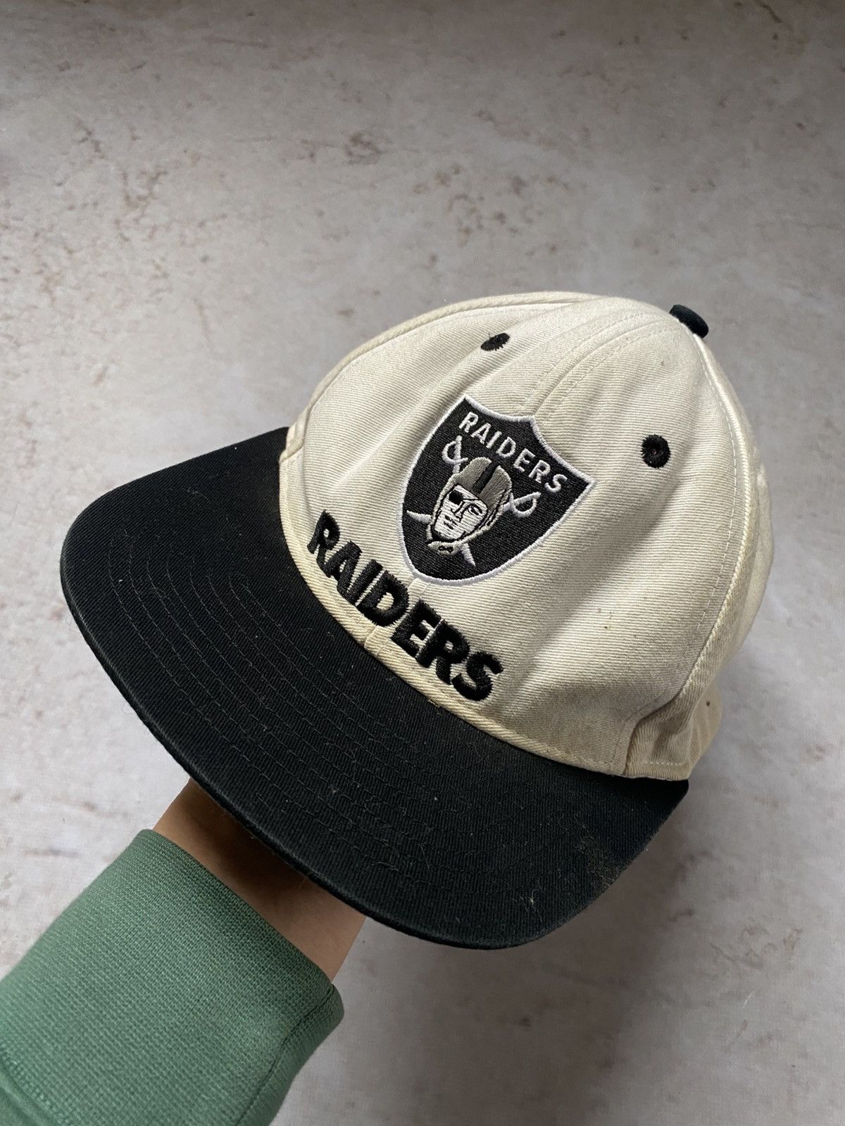 NFL × Reebok Vintage 90s Reebok Raiders NFL Hat Snapback Cap New Men Size ONE SIZE - 1 Thumbnail