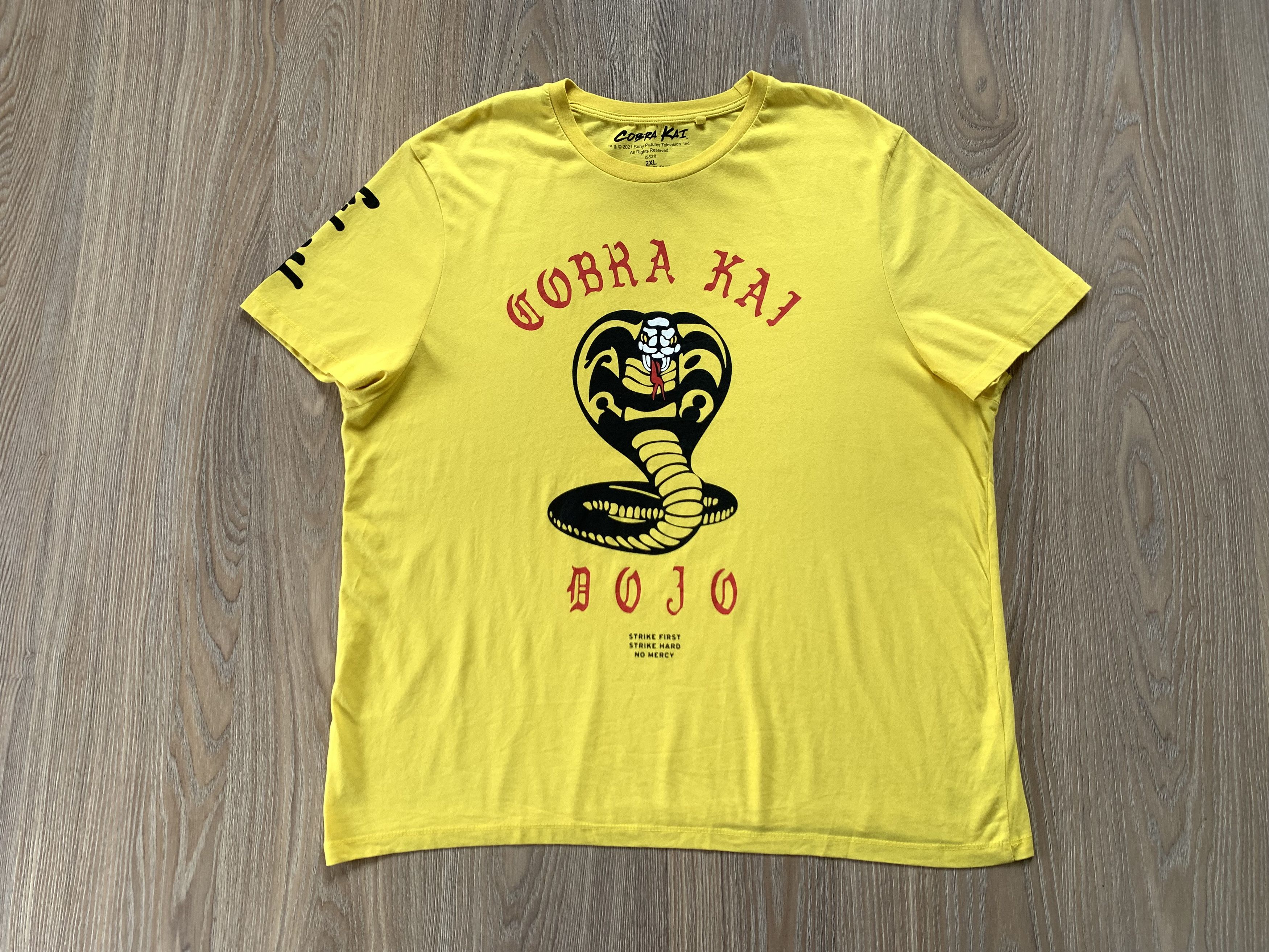 Cobra Cobra Kai Cotton T Shirt 2021 Size US XXL / EU 58 / 5 - 2 Thumbnail