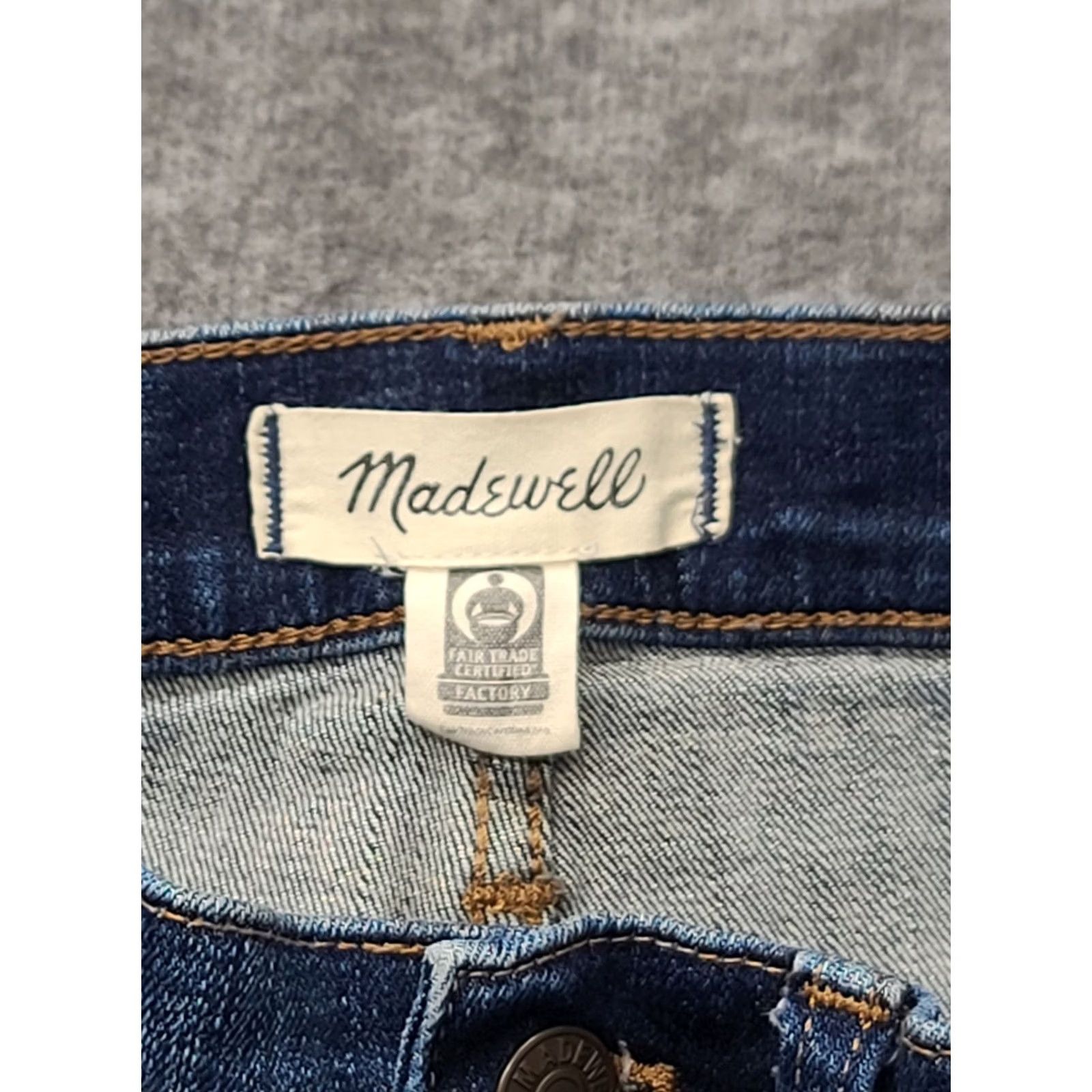 Madewell Madewell Jeans Womens 29x30 Skinny Fit High Rise Distressed Stretch Denim Blue Slim Buckle Bke 30 Day Returns Womens Size 29" - 2 Thumbnail