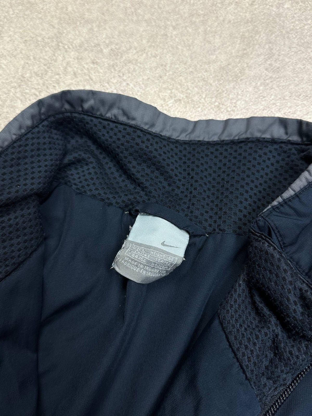 Nike Vintage Nike Tn Skepta Retro Nylon Jacket Rare L Size US L / EU 52-54 / 3 - 7 Thumbnail