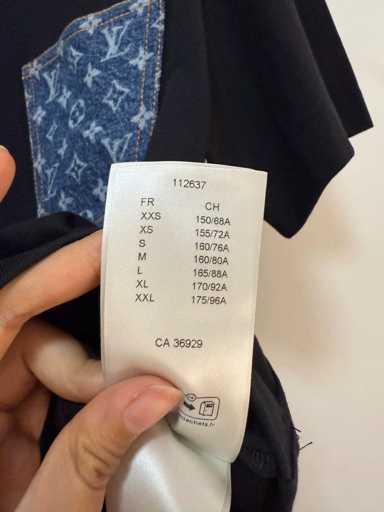 Louis Vuitton Louis Vuitton short sleeves Size XS / US 0-2 / IT 36-38 - 8 Thumbnail
