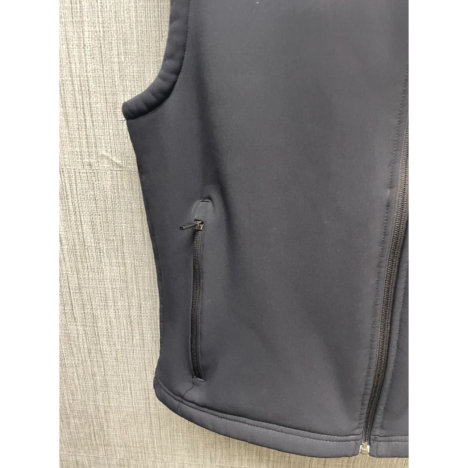 Vintage L.L. Bean Nylon/Polyester Black Zip Down Vest Lined Fleece Shell Polyester Mens M Regular Men Brand Size US M / EU 48-50 / 2 - 3 Thumbnail