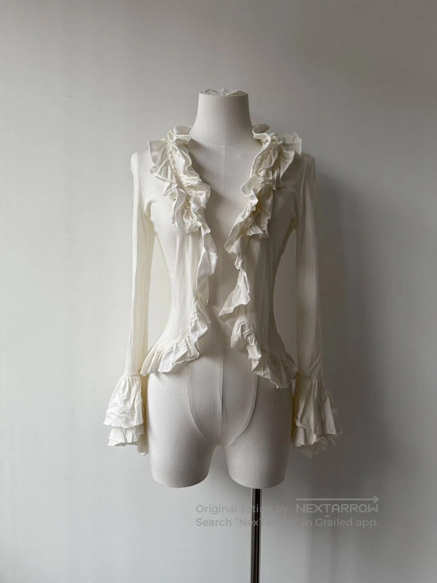 Jean Paul Gaultier Jean Paul Gaultier Ruffled Cream Top. Size XS / US 0-2 / IT 36-38 - 9 Thumbnail