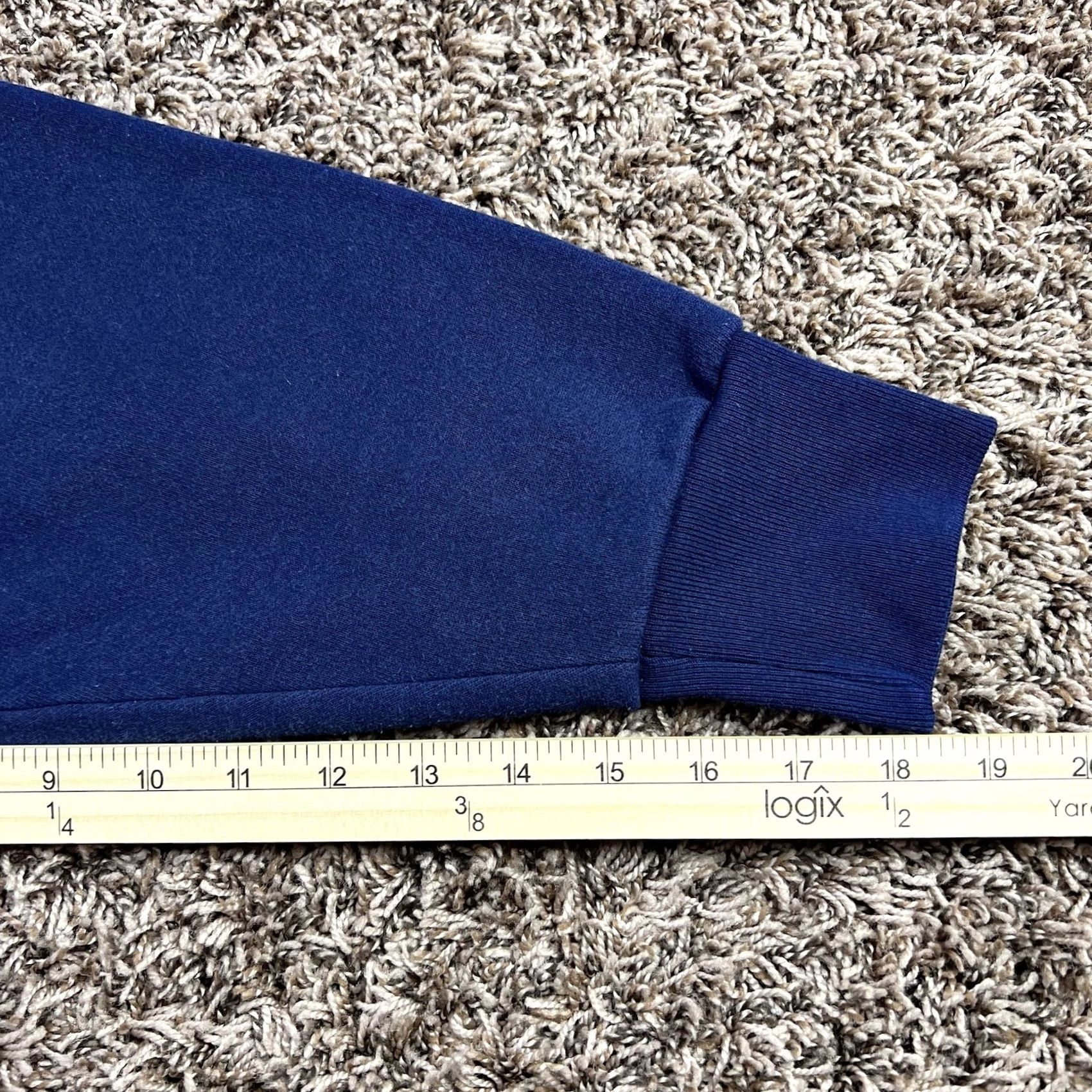 Delta VINTAGE Delta Sweatshirt Shirt Mens 90s Navy Blue Crewneck Embroidered XL 50/50 Elevated 90s Vintage Decade Theme Hemmed Continuous Size US XL / EU 56 / 4 - 7 Thumbnail